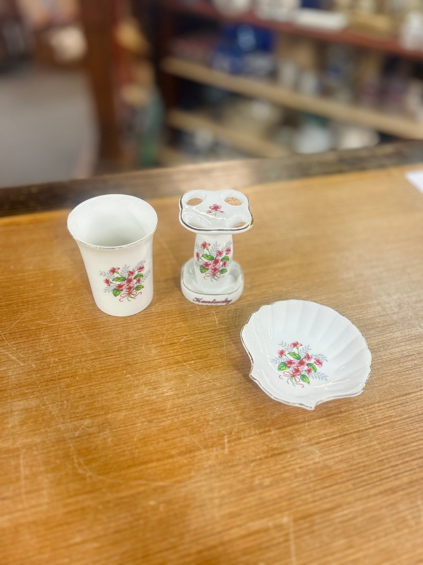 Vintage Tooth Brush Holder, Soap Dish, and Tumbler Set
