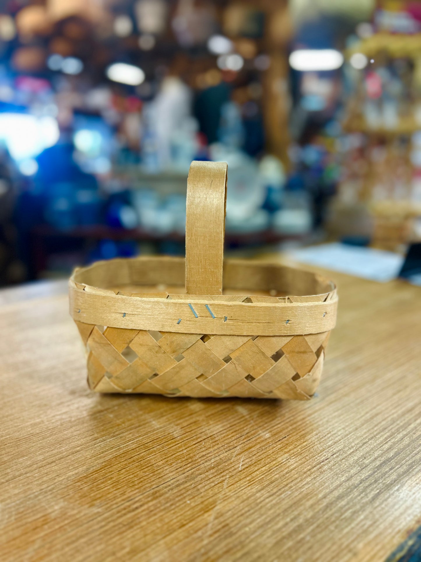 Vintage Amish Mini Wooden Woven Basket With Fixed Handle