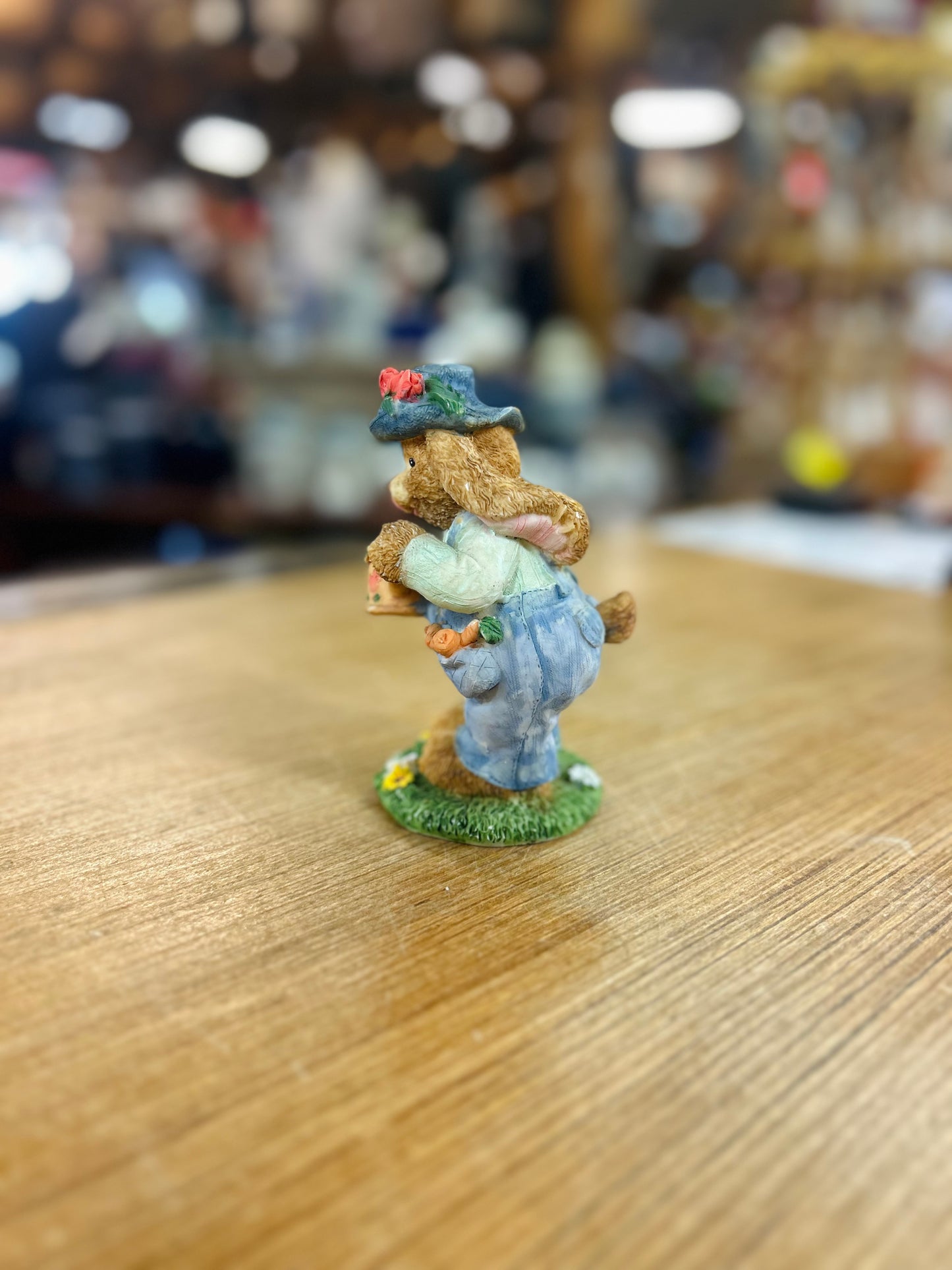 Vintage K's Collection Bunny Rabbit Gardening Resin Figurine
