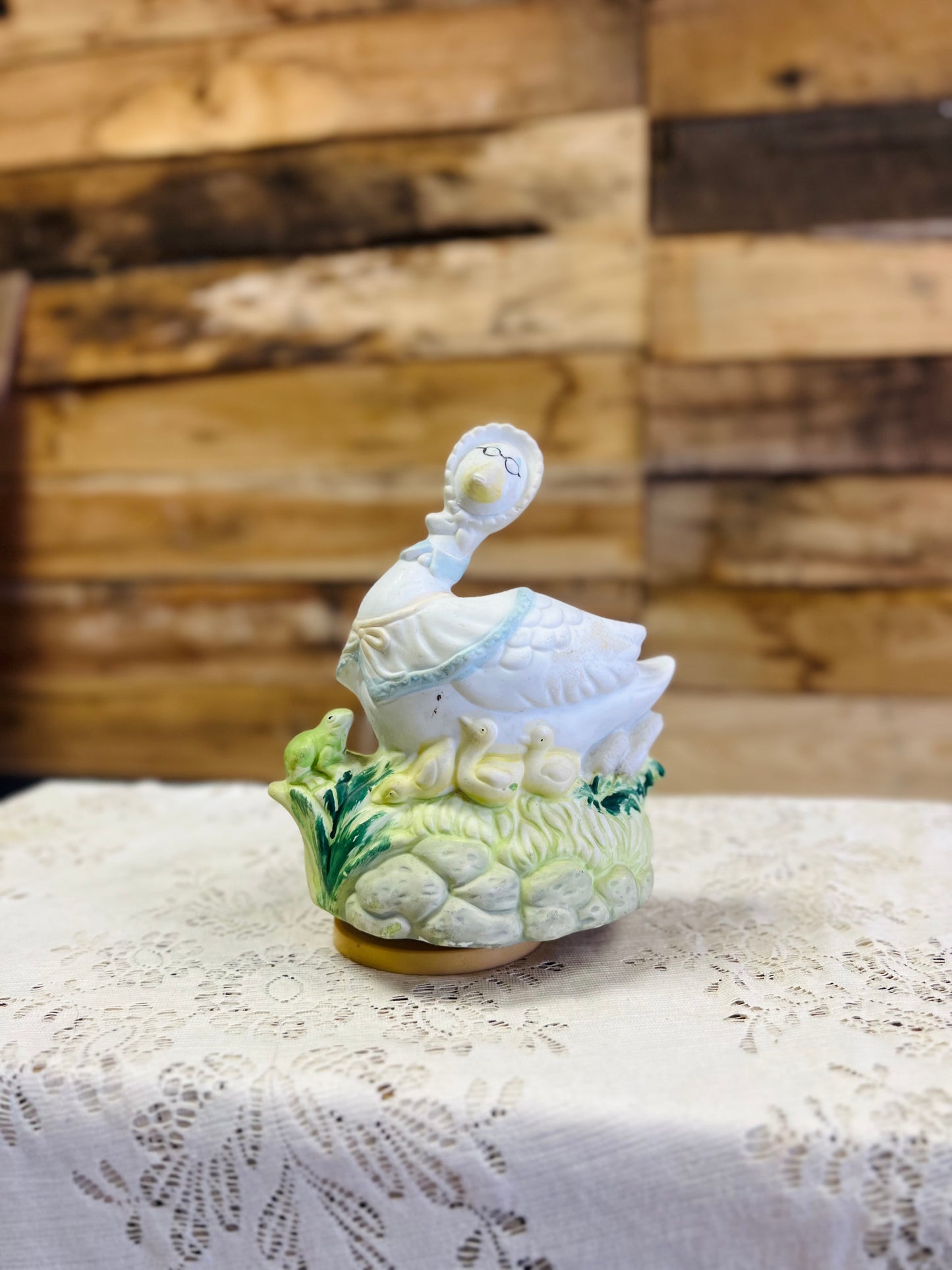 Vintage Mother Goose Wind up Music Box