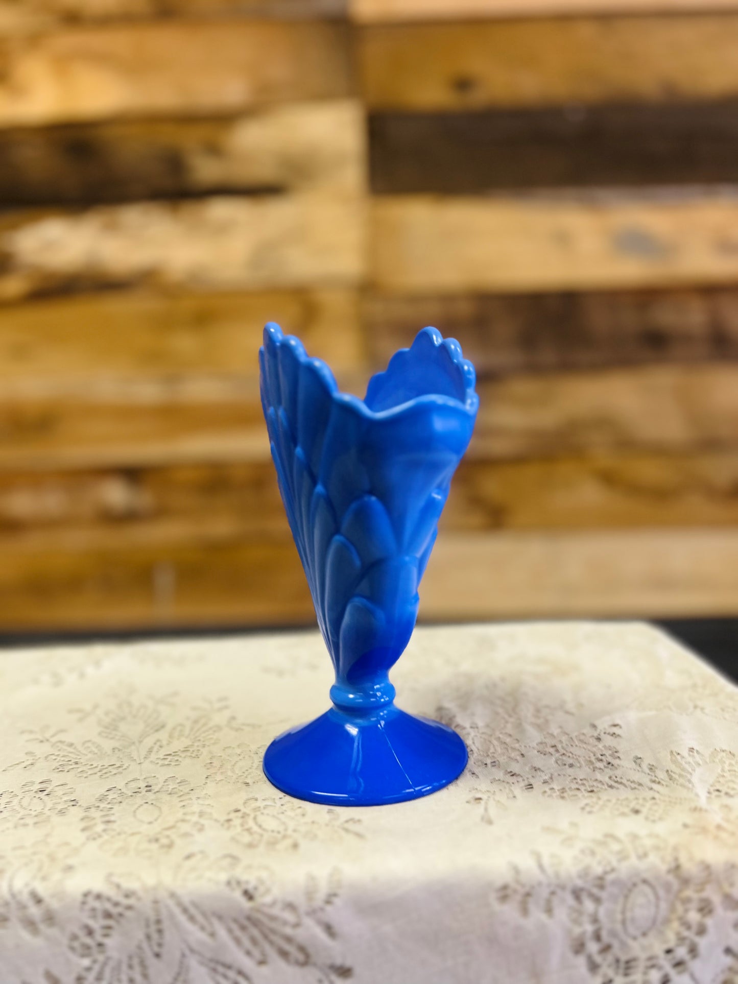 Fenton Periwinkle Blue Vase