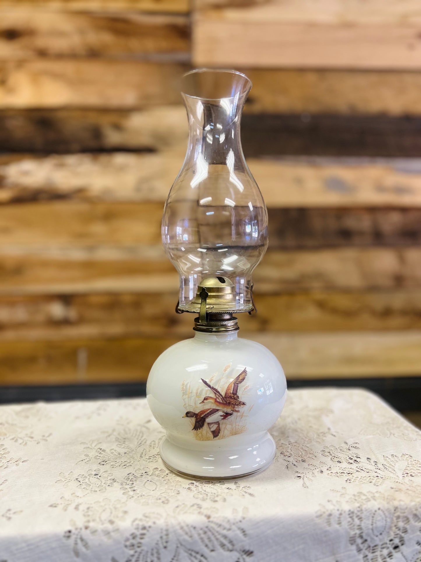 Vintage Lamp Light Farms Mallard Ducks Lamp
