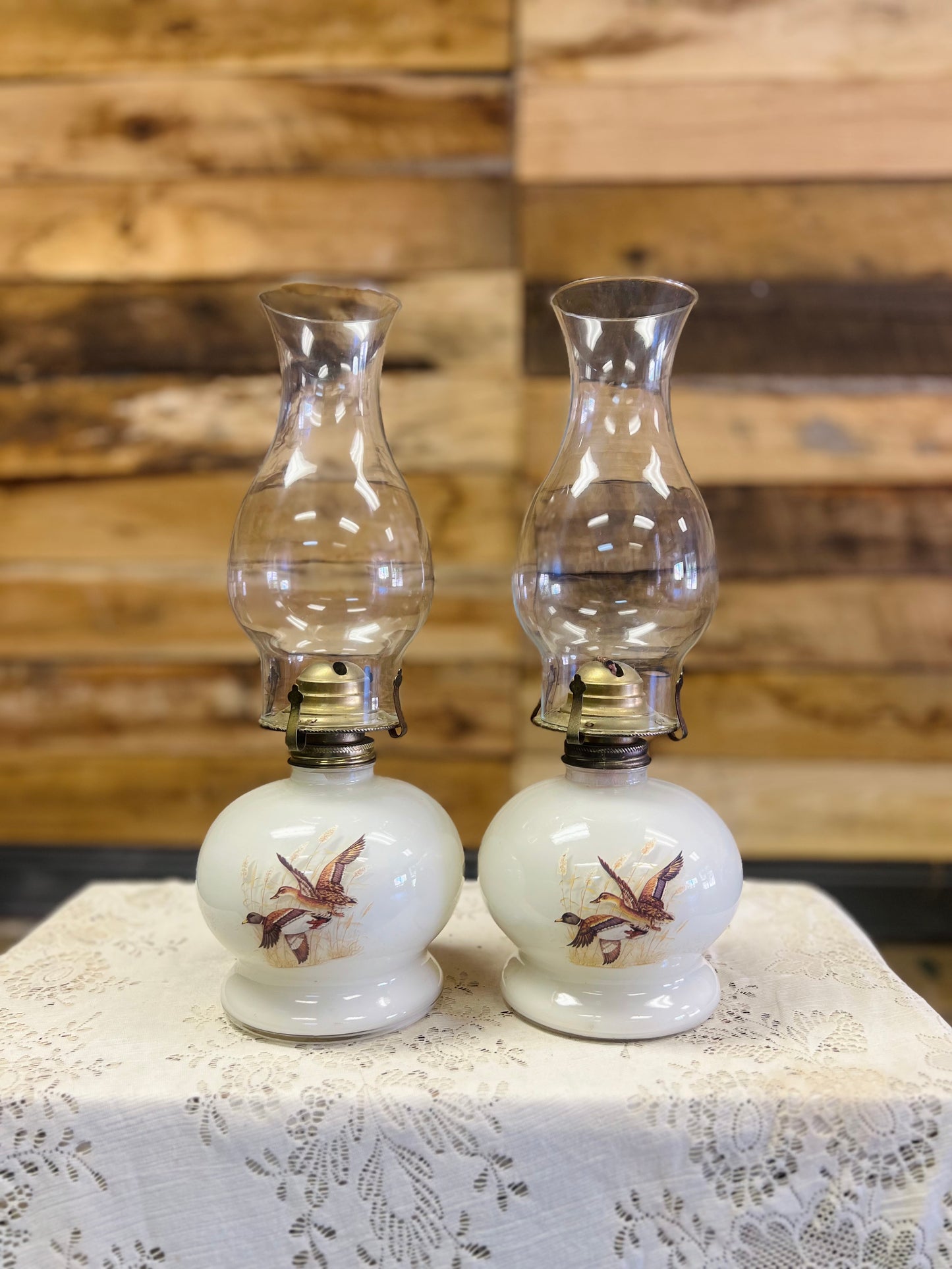 Vintage Lamp Light Farms Mallard Ducks Lamp