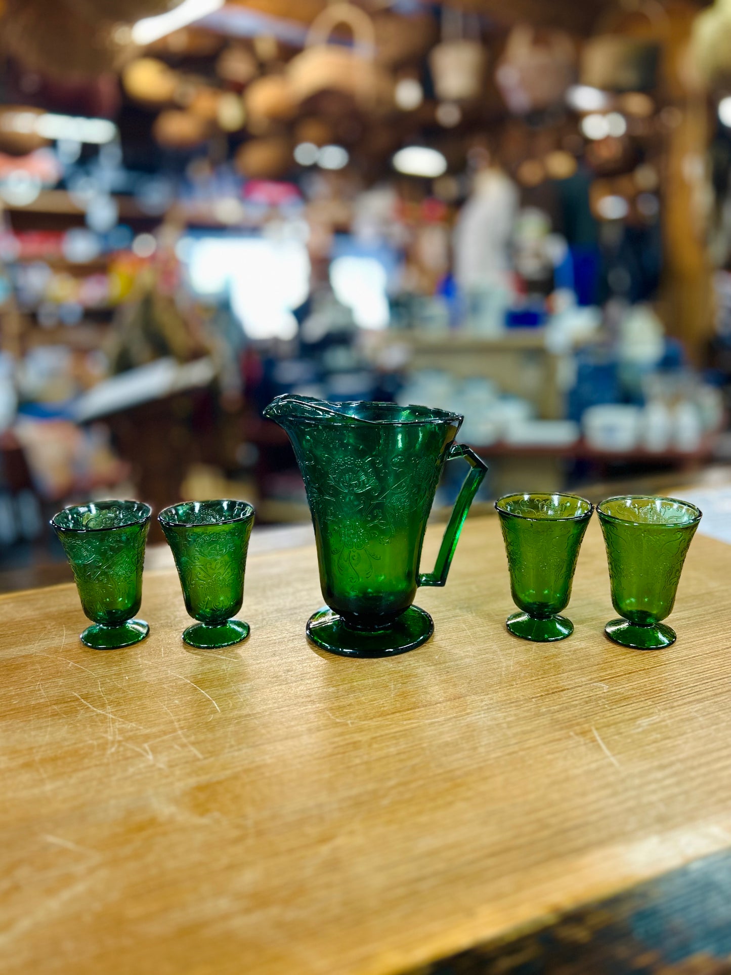 Vintage Hazel Atlas Florentine Pitcher and 4 Cups Set