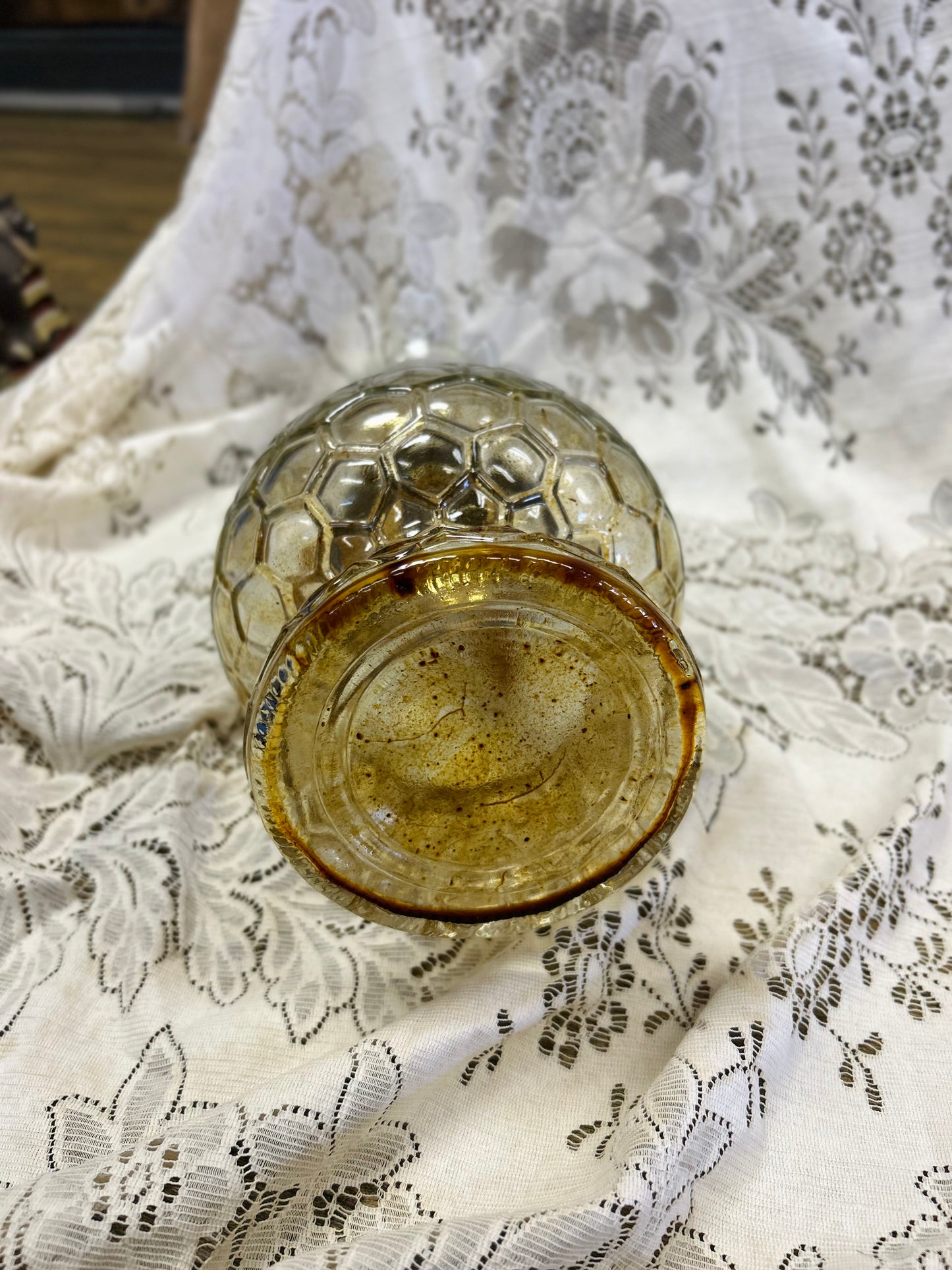 Vintage Lamplight Farms Honeycomb Lamp
