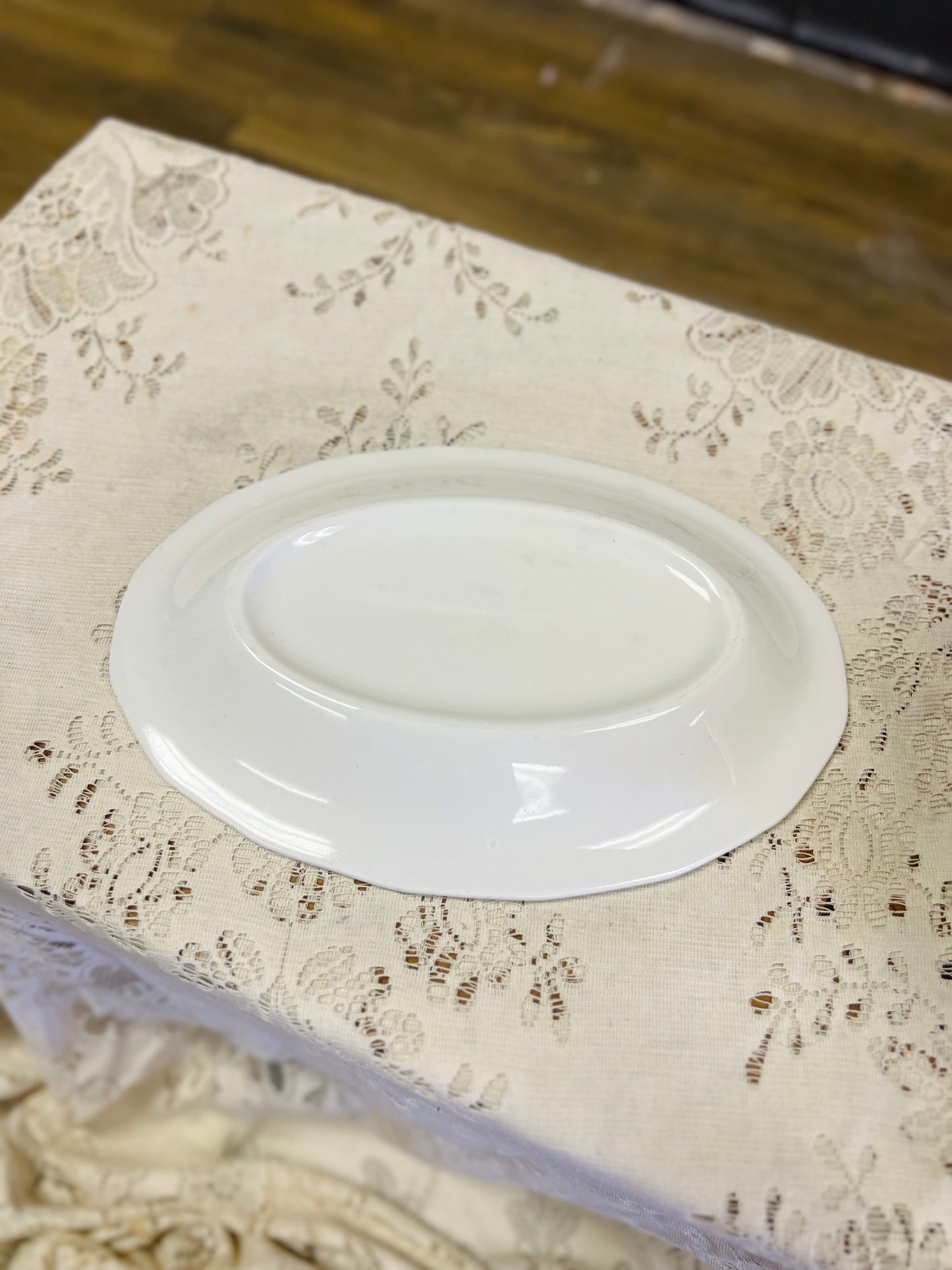 Vintage Homer Laughlin "Colonial White" Gravy Boat