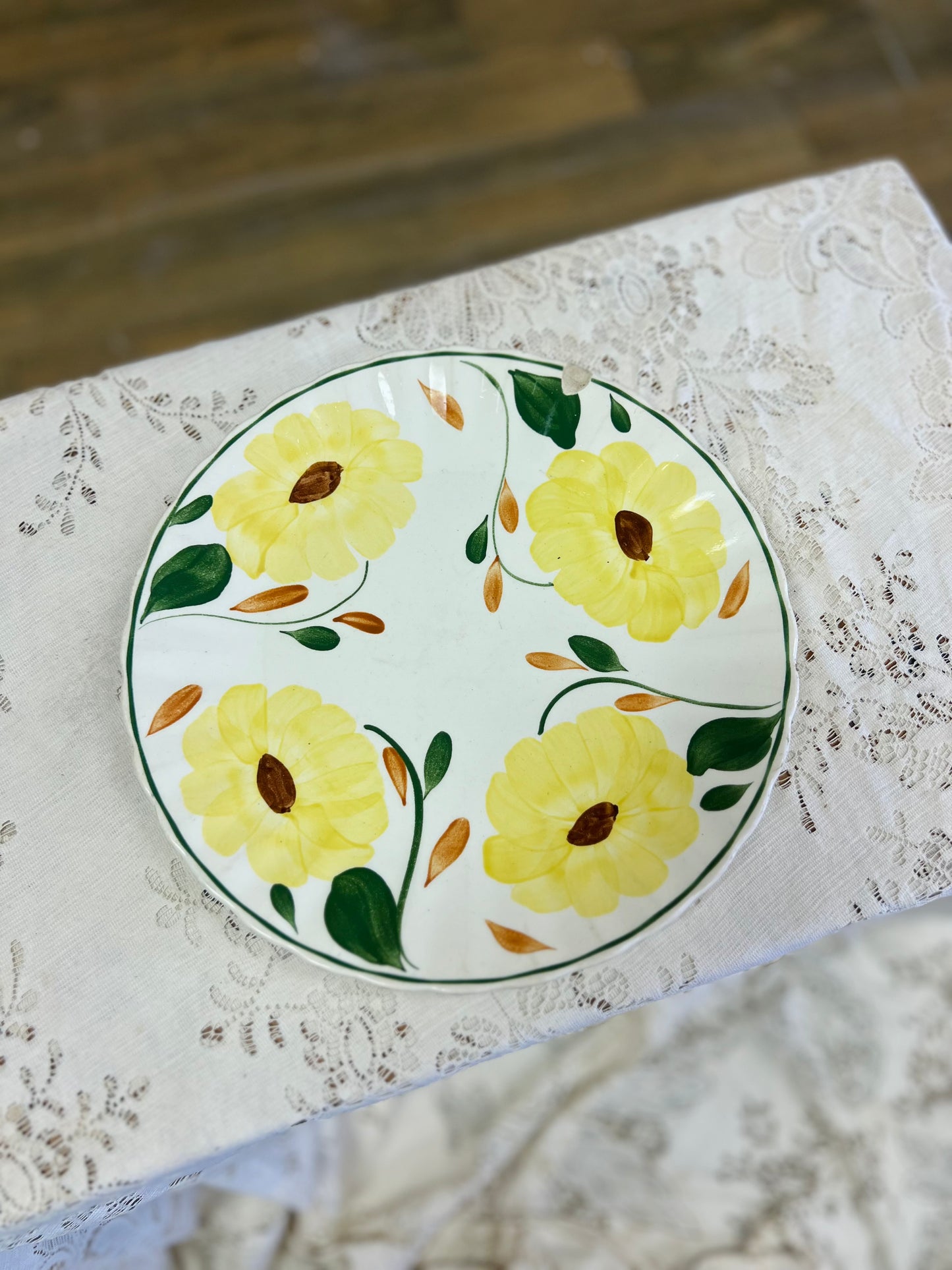 Vintage Blue Ridge Southern Pottery "Sunbright" Pattern Plate