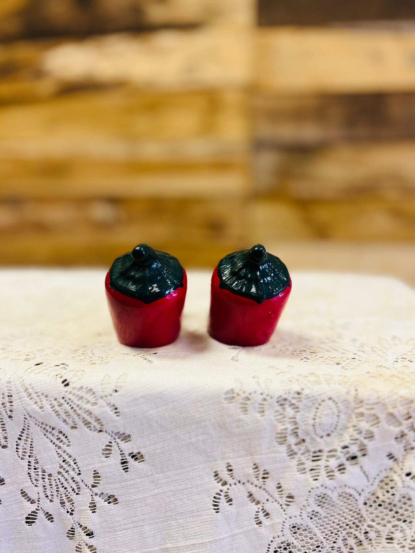 Ceramic Hot Pepper Salt and Pepper Shakers