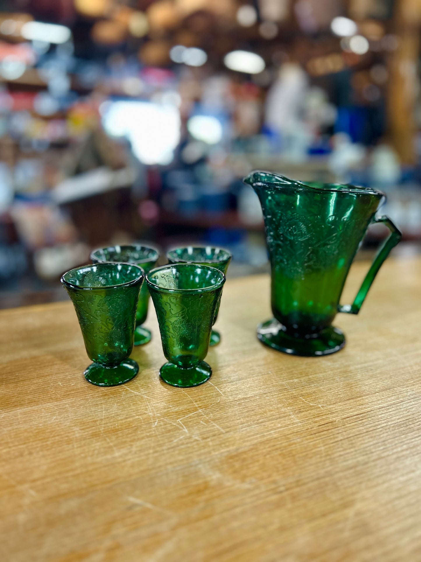 Vintage Hazel Atlas Florentine Pitcher and 4 Cups Set