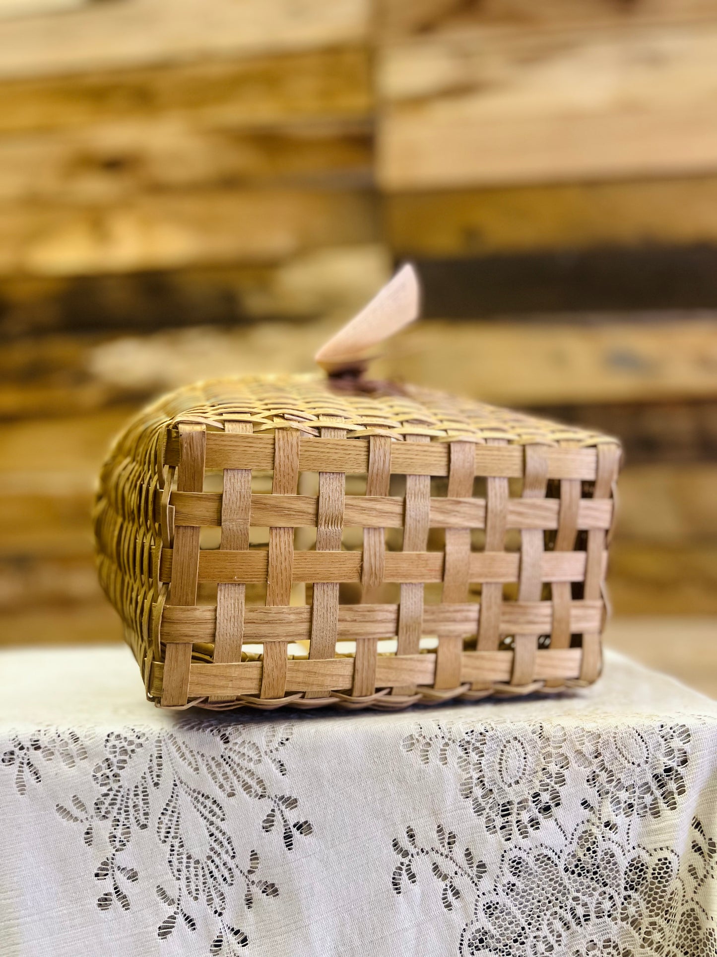 Vintage Basket Shaker