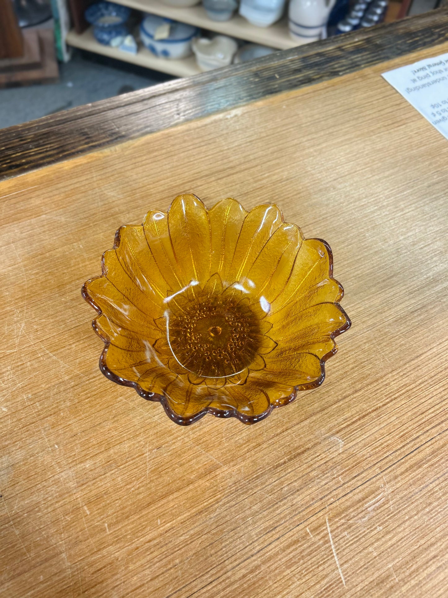 Vintage Indiana Glass Amber Sunflower Pattern Serving Bowl