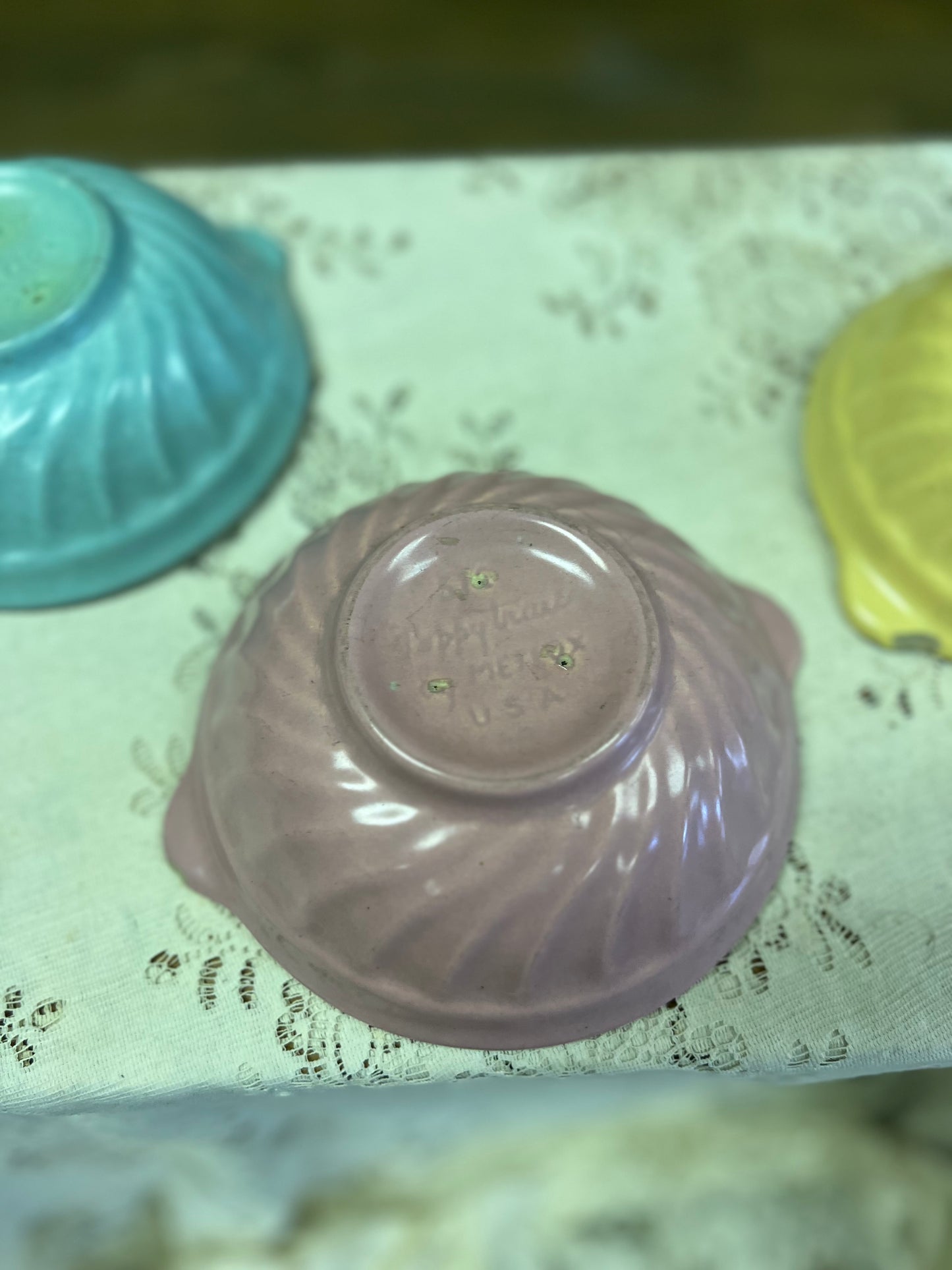 Vintage Happy Trails Set of 3 Bowls