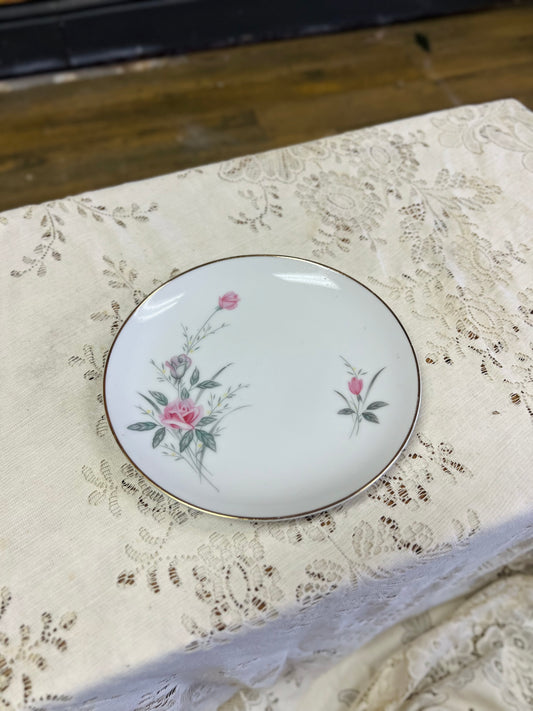 Vintage Golden Rose Plate with Pink Floral Detailing