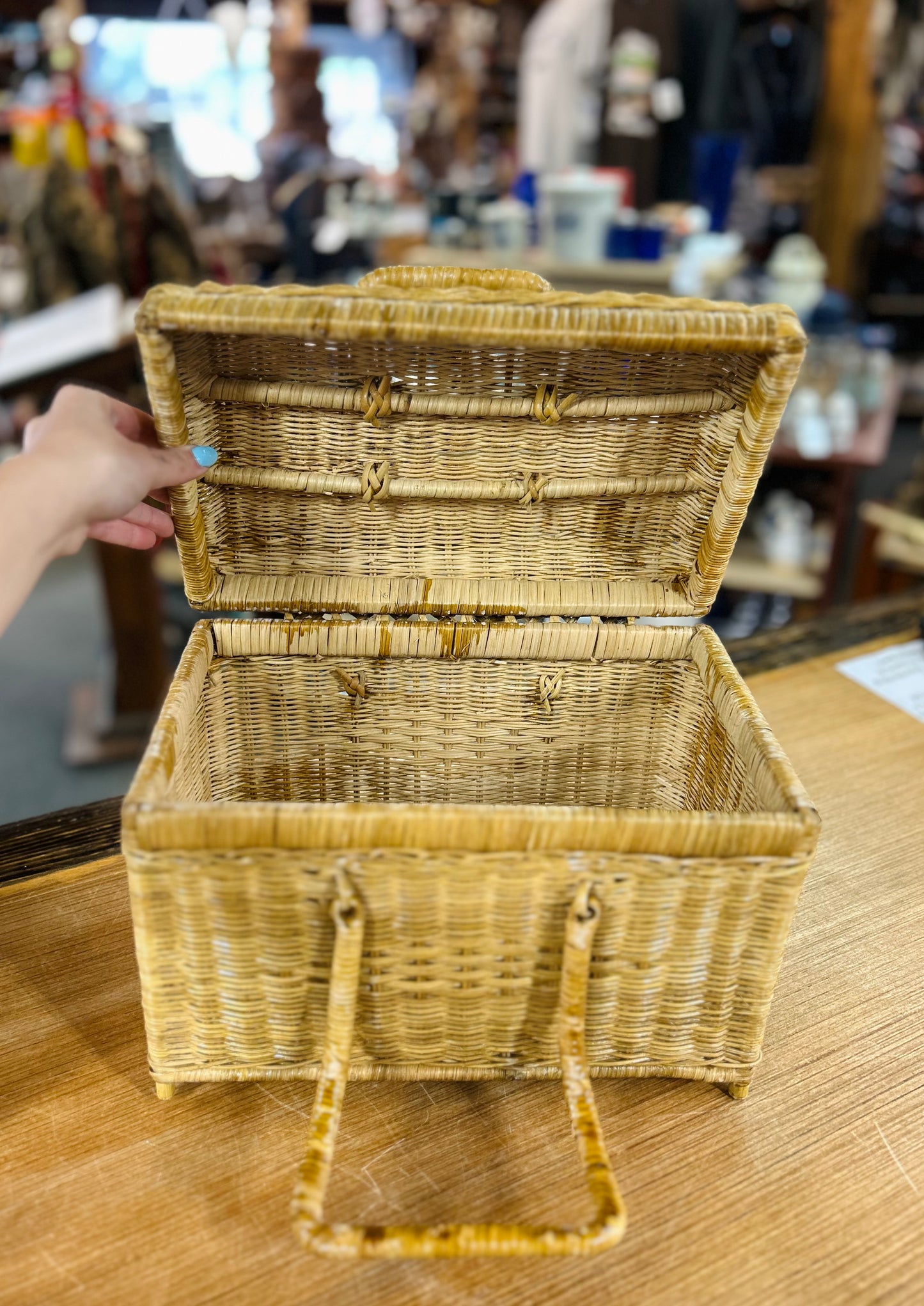 Old Whicker Basket with Handles