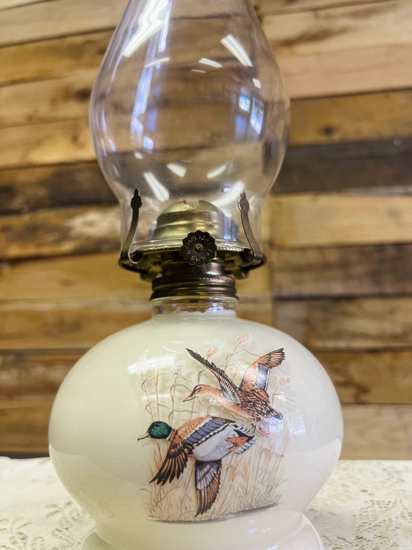 Vintage Lamplight Farms Mallard Ducks Lamp