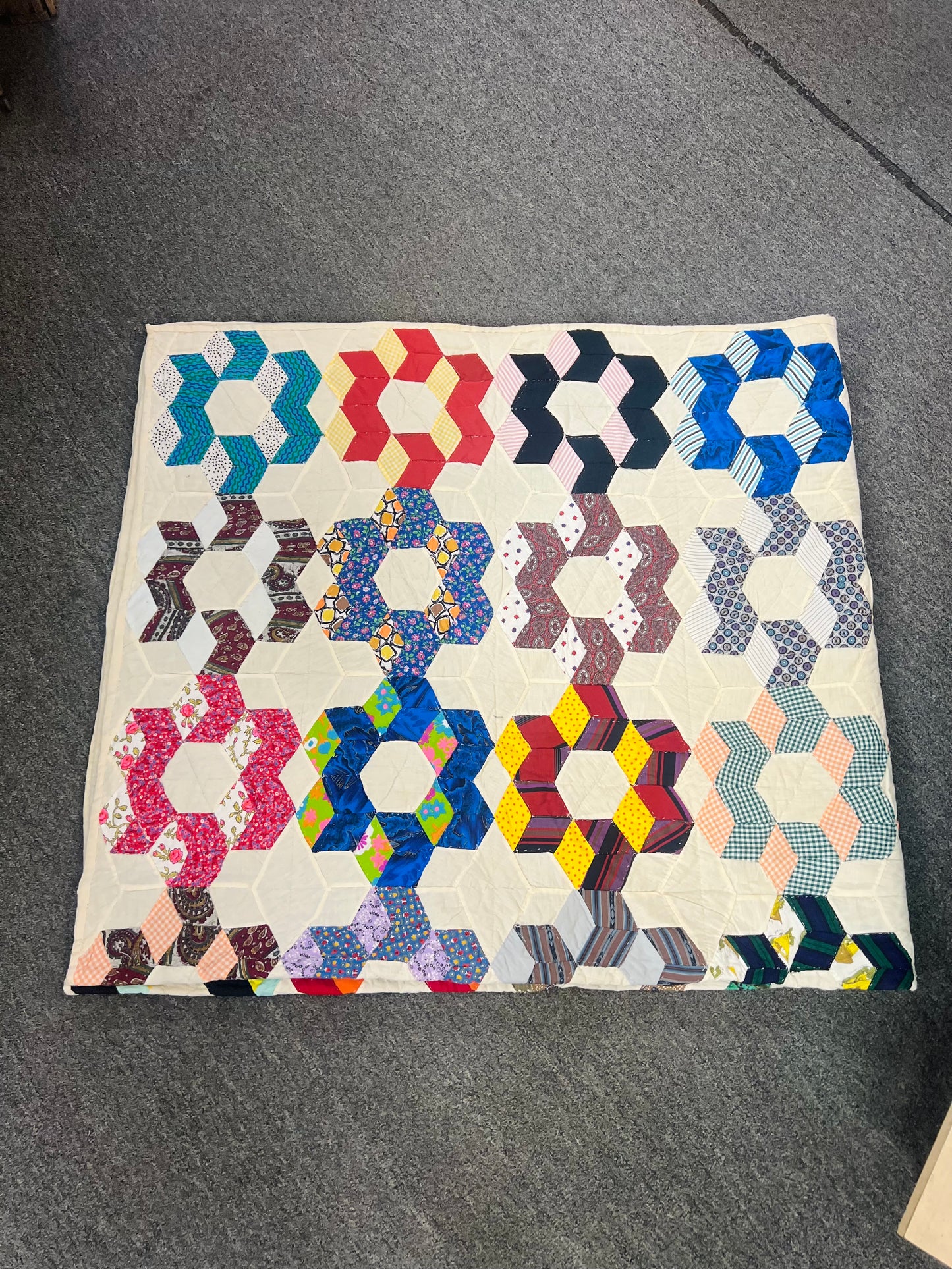 Vintage Quilt Hexagon
