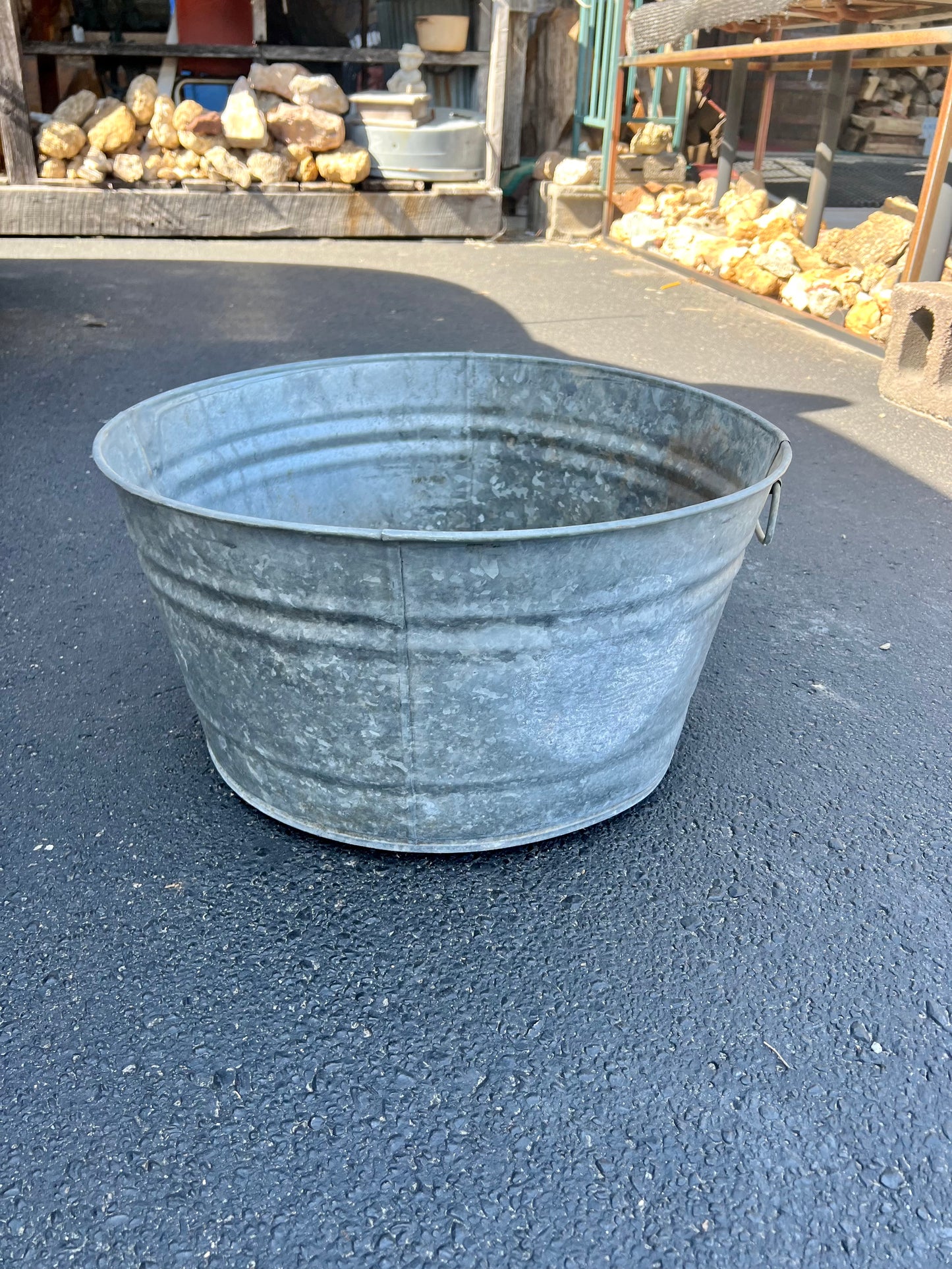 Vintage Galvanized Wash Tub 19"