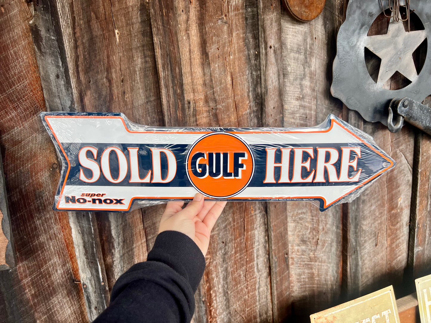 Gulf Sold Here Arrow Metal Sign