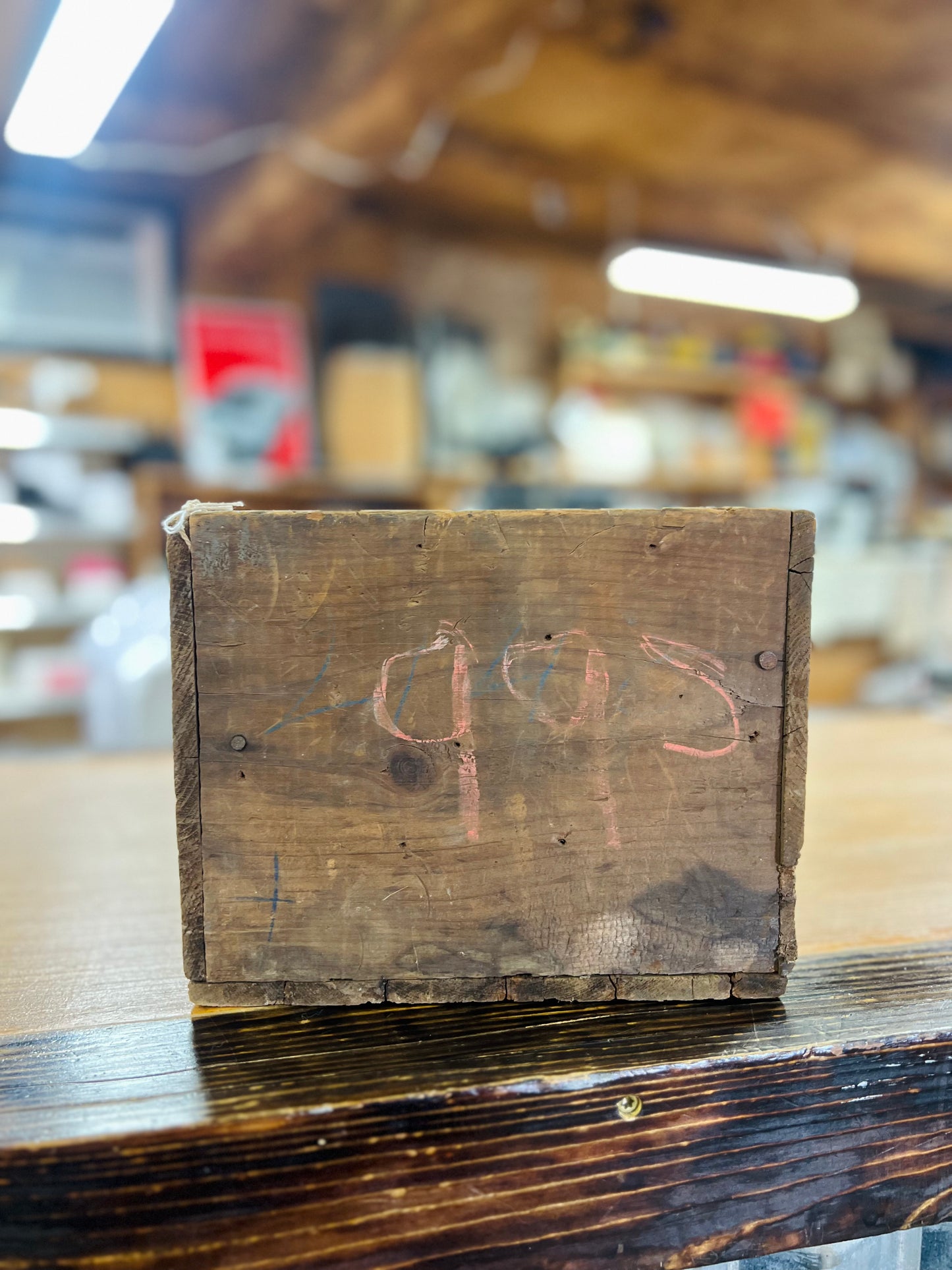 Vintage Belknap Bluegrass Louisville, Ky Wood Box