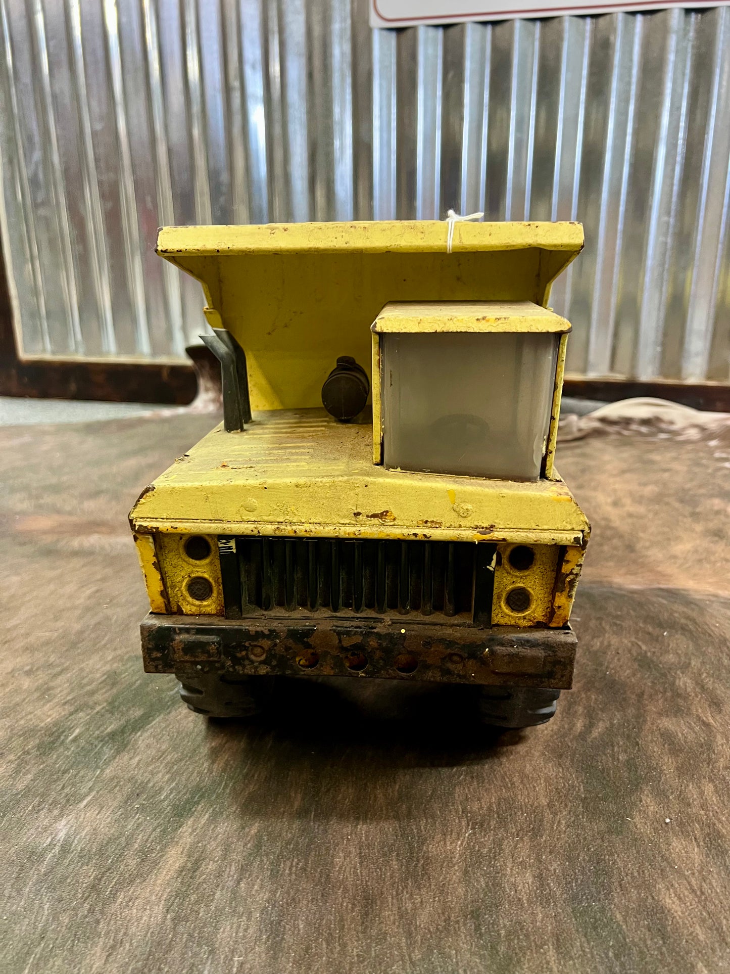Vintage Late 60's Early 70's Vertical Grill Tonka Mighty Dump Truck