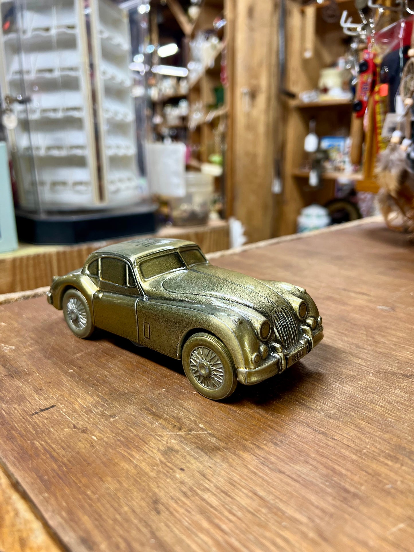 Vintage 1955 Jaguar Metal Coin Bank Banthrico © 1974