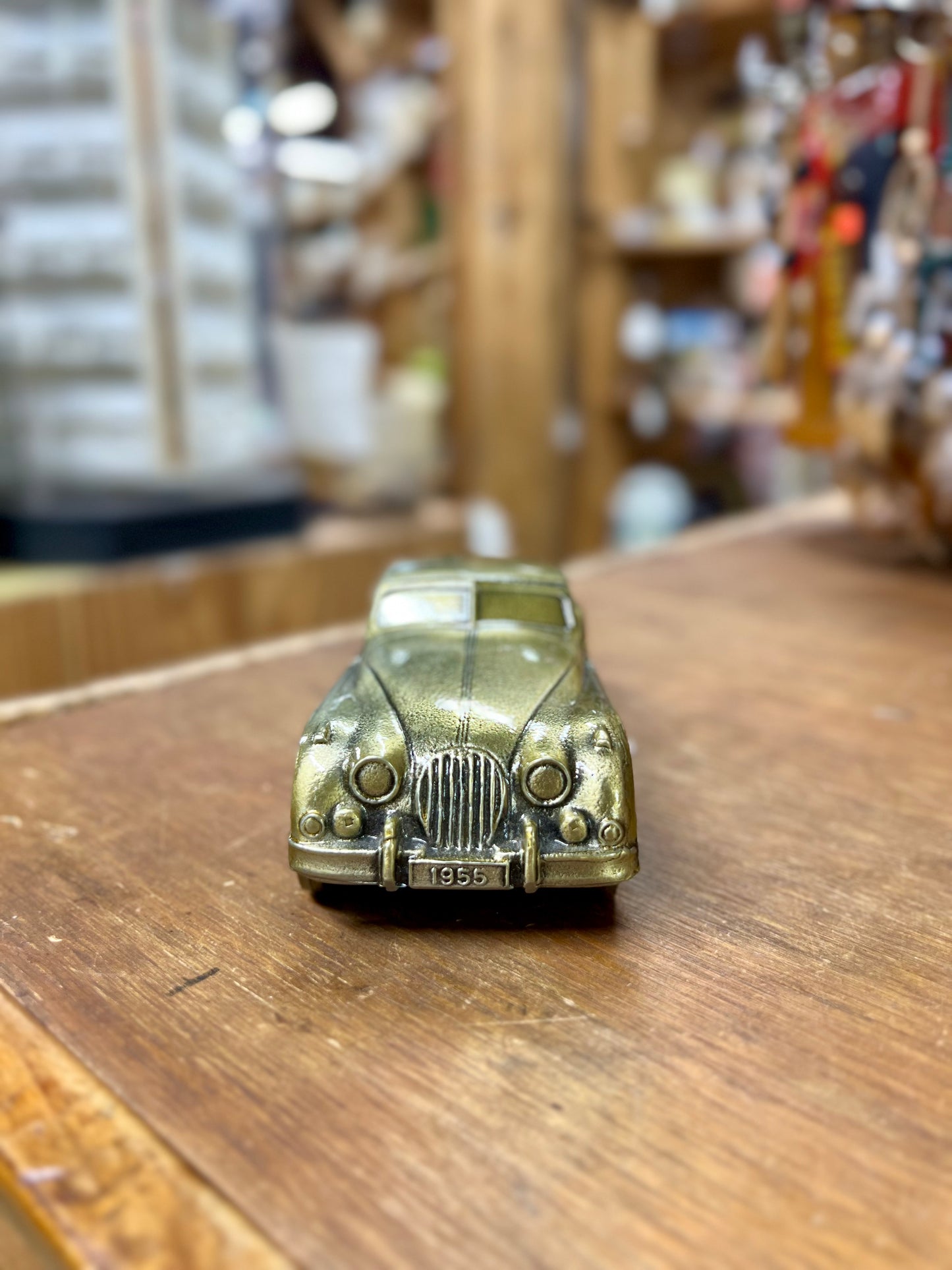 Vintage 1955 Jaguar Metal Coin Bank Banthrico © 1974