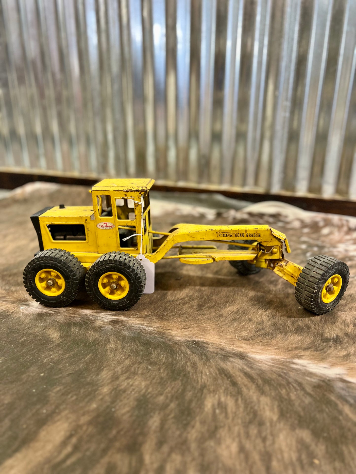 Vintage Tonka Road Grader (Missing blade)