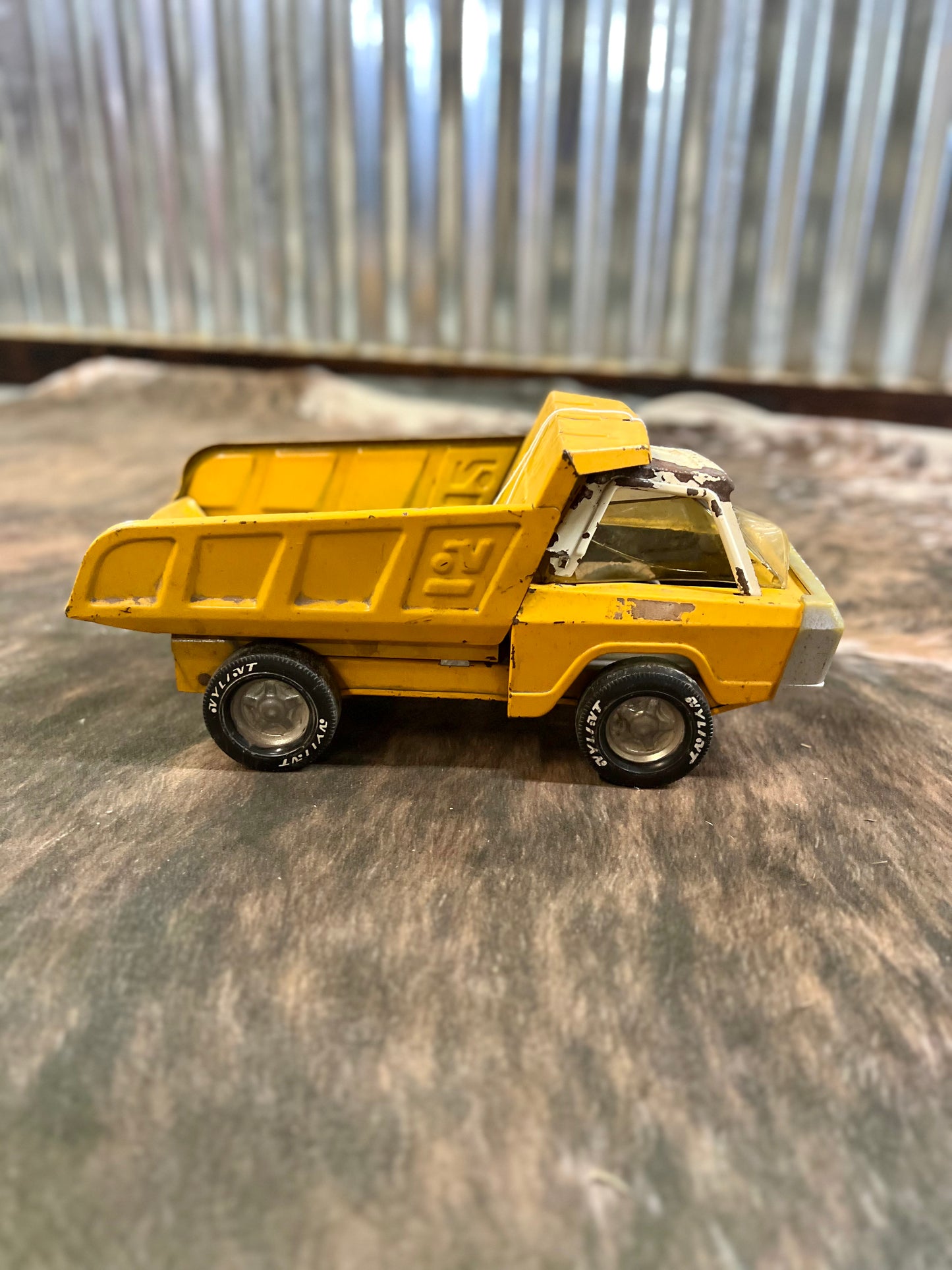 Vintage 1970's Nylint Dump Truck