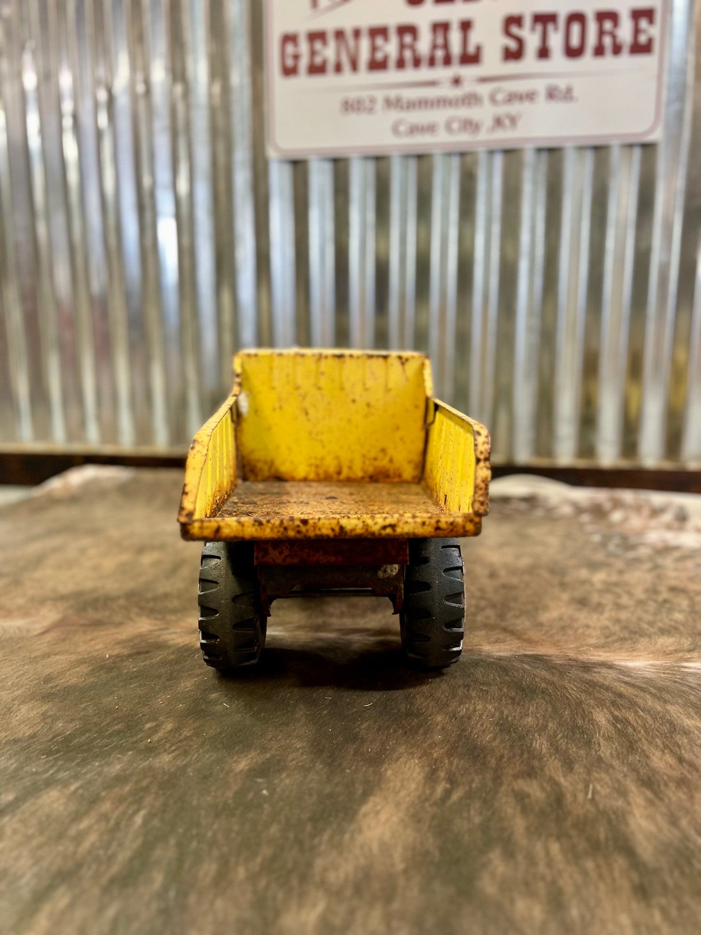 Vintage Tonka 3900 Dump Truck