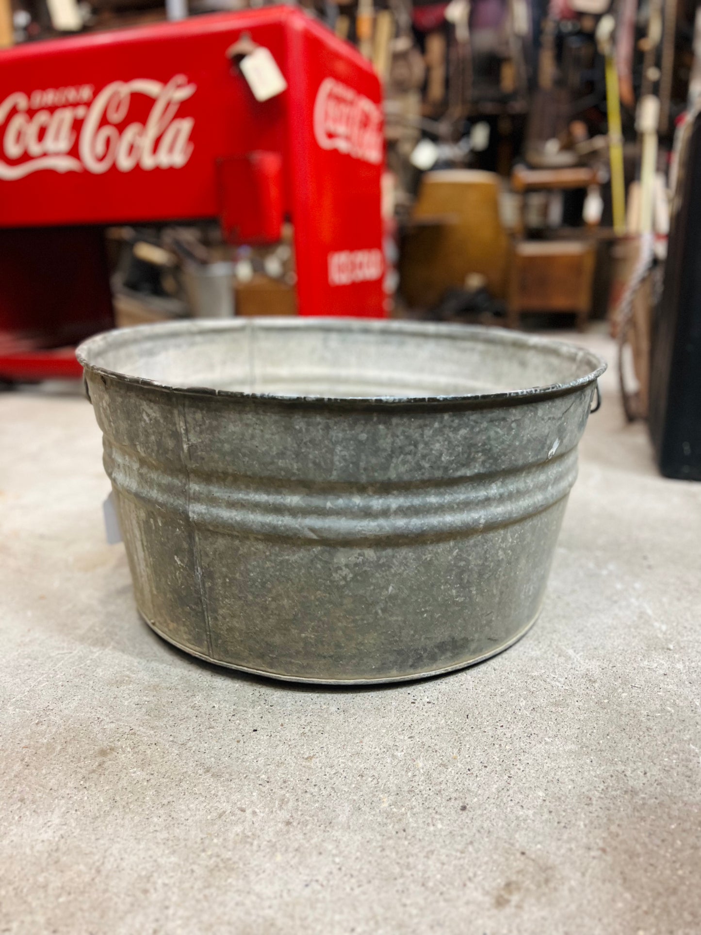 Vintage Galvanized Wash Tub No. 2 - 21"