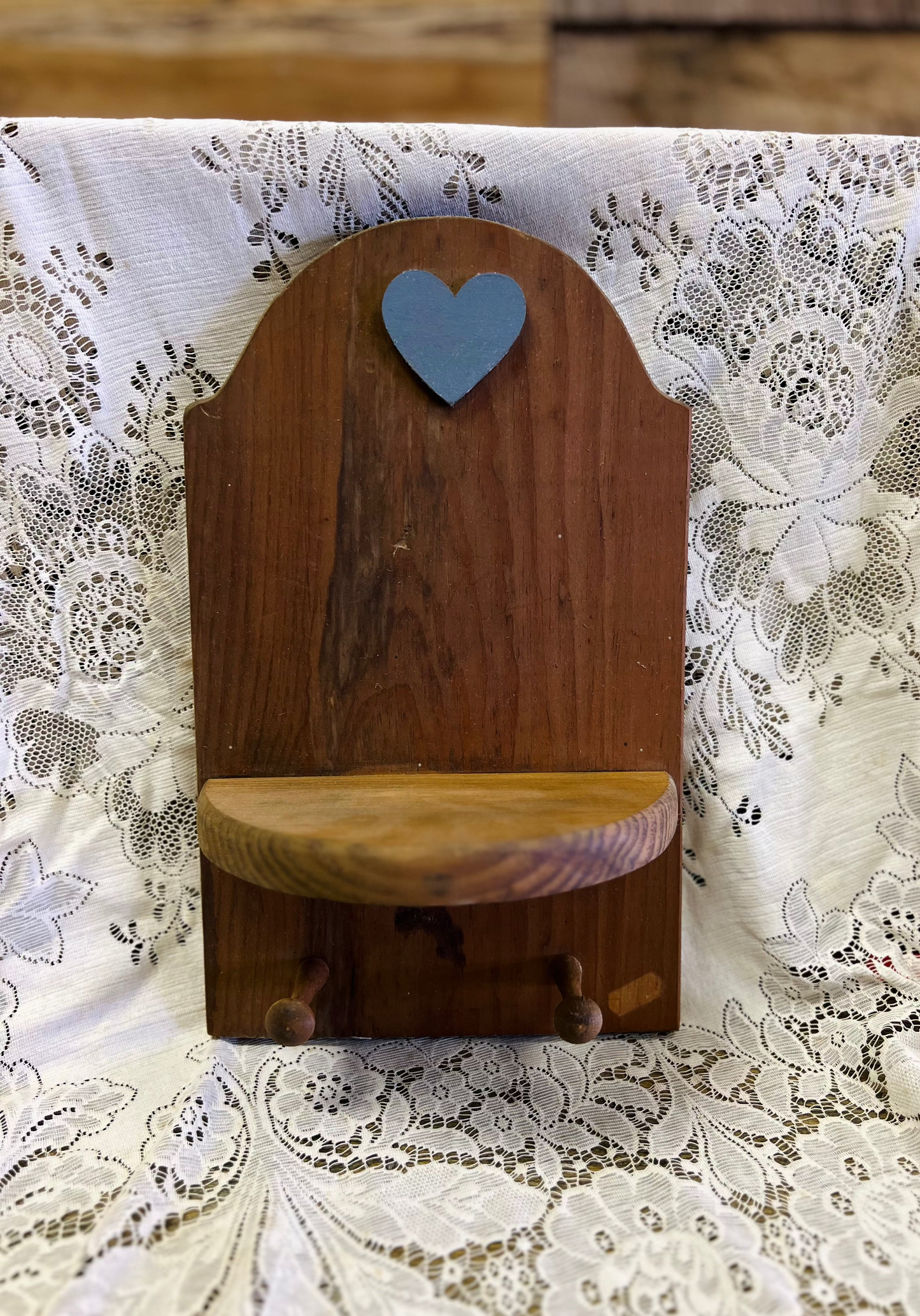 Vintage Country Blue Heart Wood Shelf with 2 Pegs