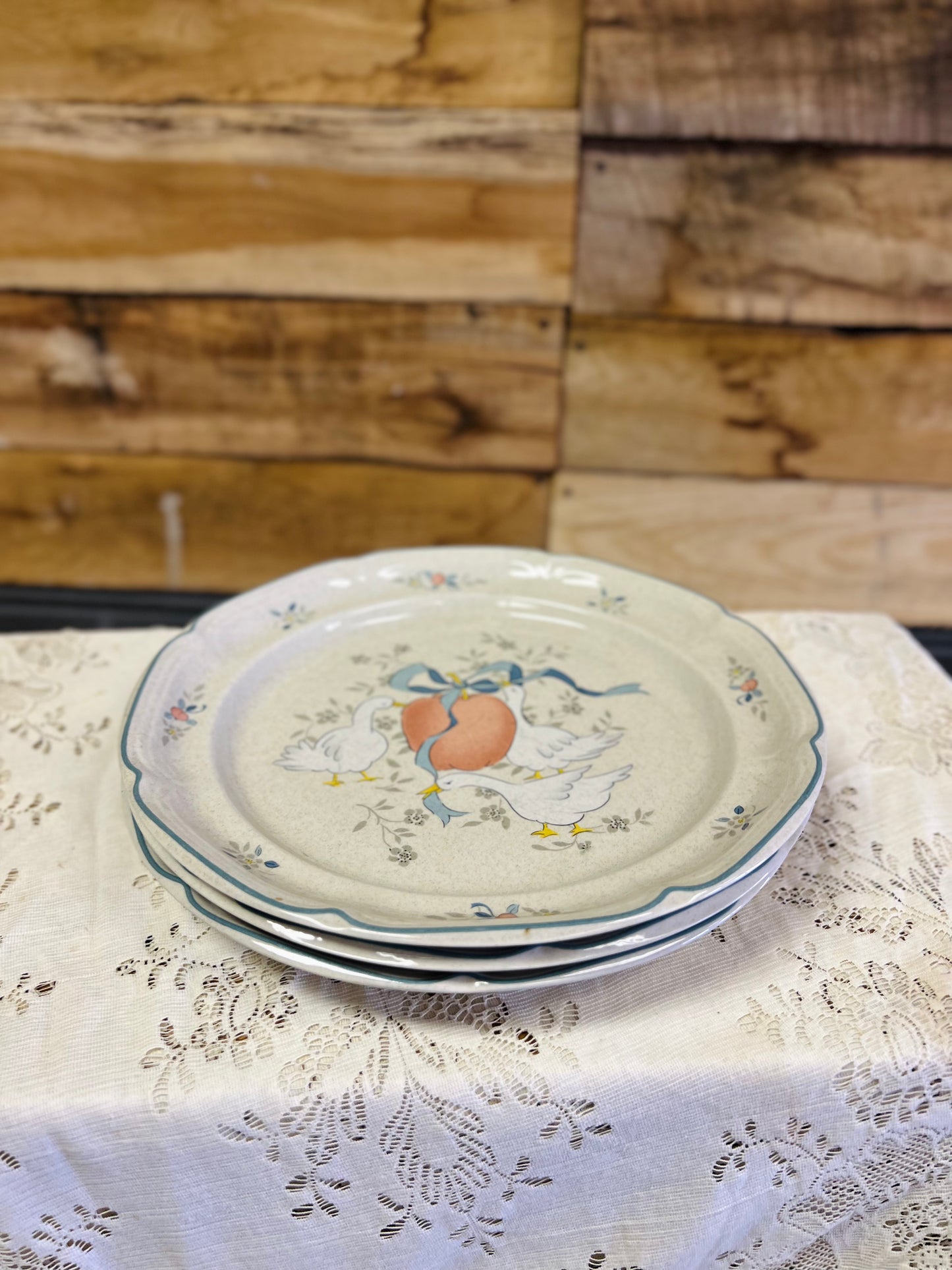 Vintage International Marmalade Geese Dinner Plates - Set of 6