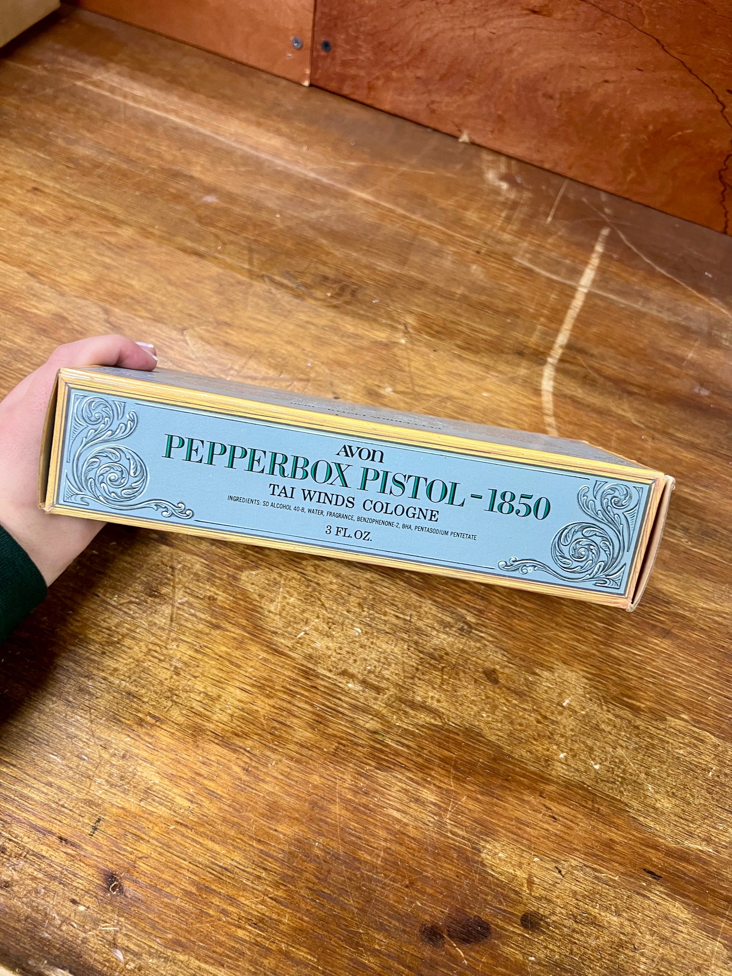 Vintage Avon Pepperbox Pistol - 1850 After Shave (original box and full bottle!)