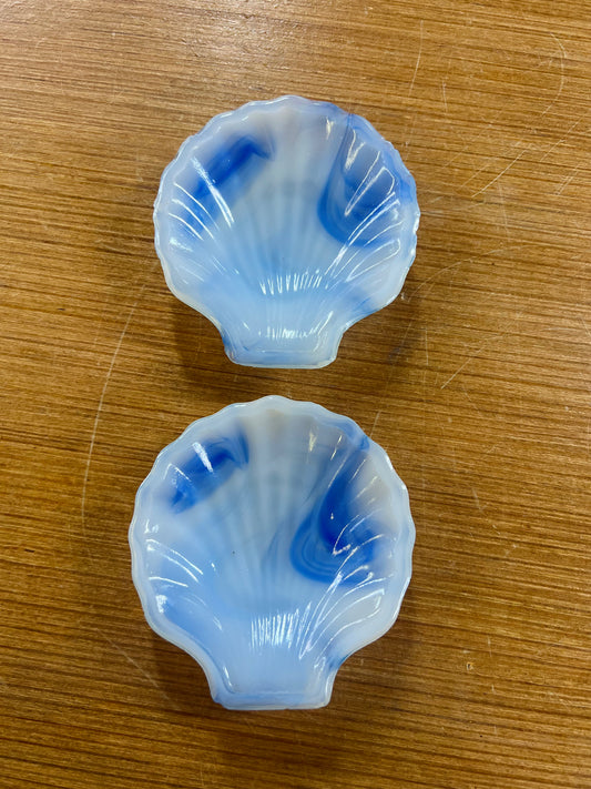 Vintage Akro Agate Company Slag Glass Blue and White Swirl Shell Trinket Dish
