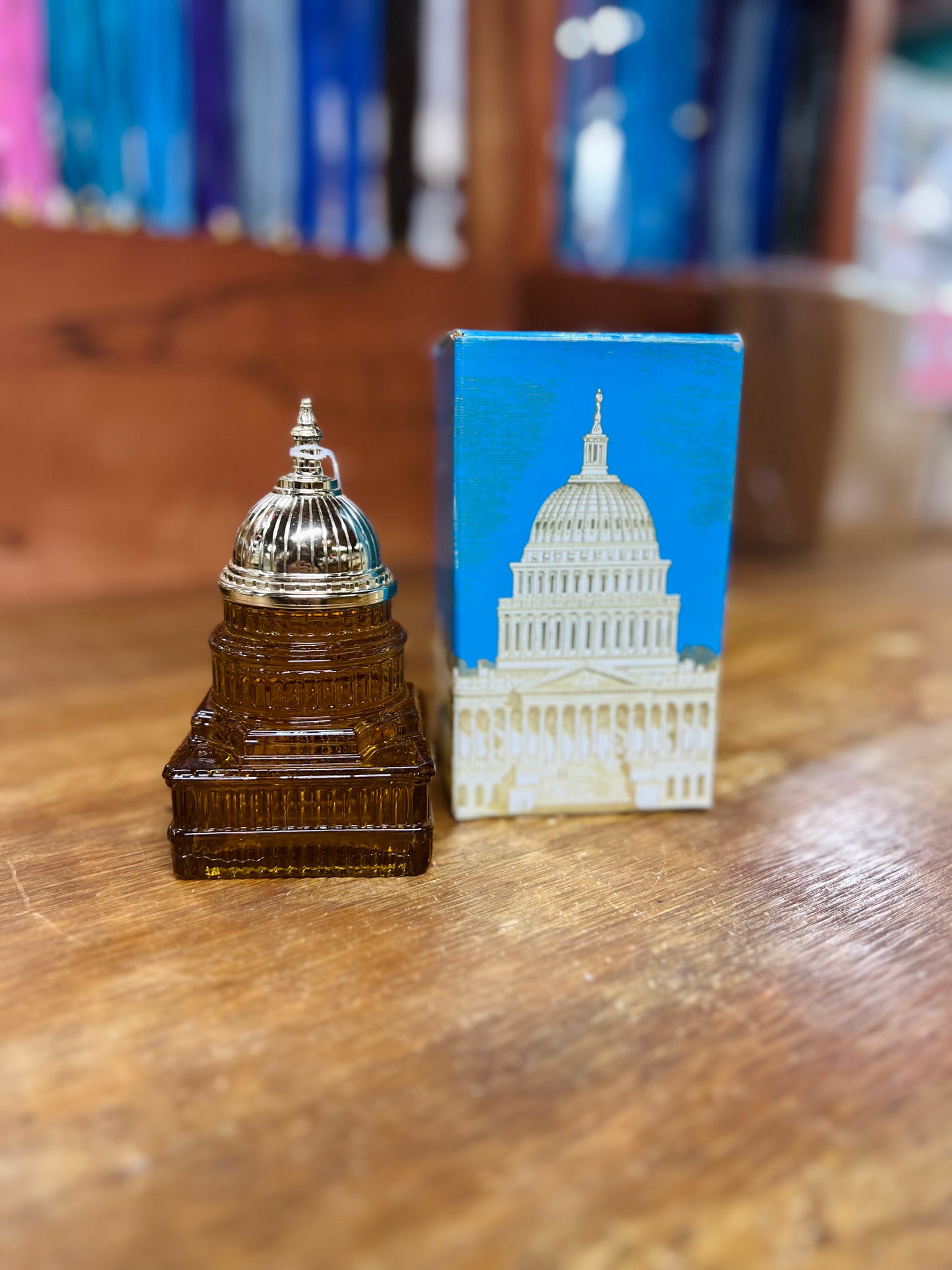 Vintage Avon The Capitol Full Decanter w/ Box