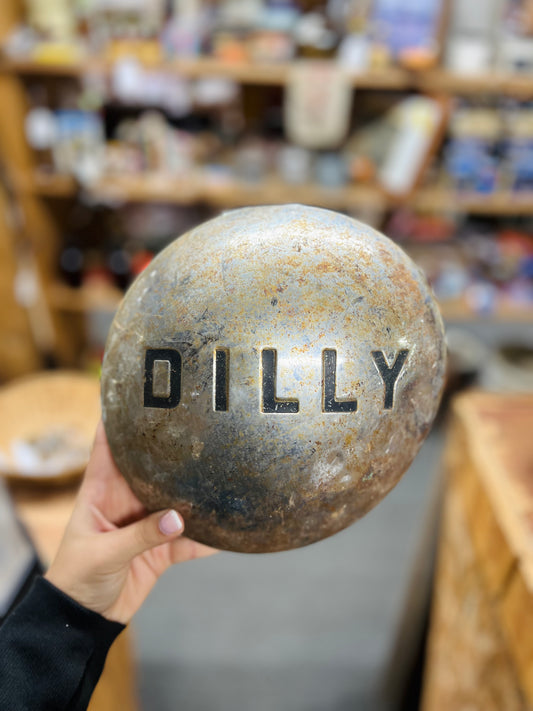 Vintage Dilly Hub Cap