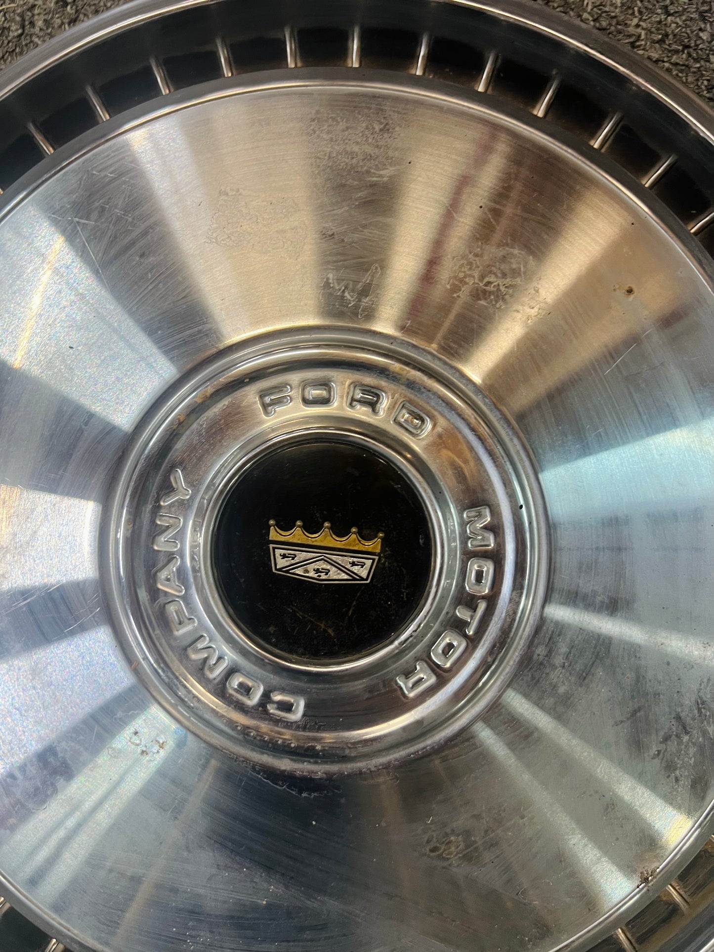 Vintage Ford Motor Company Hub Cap