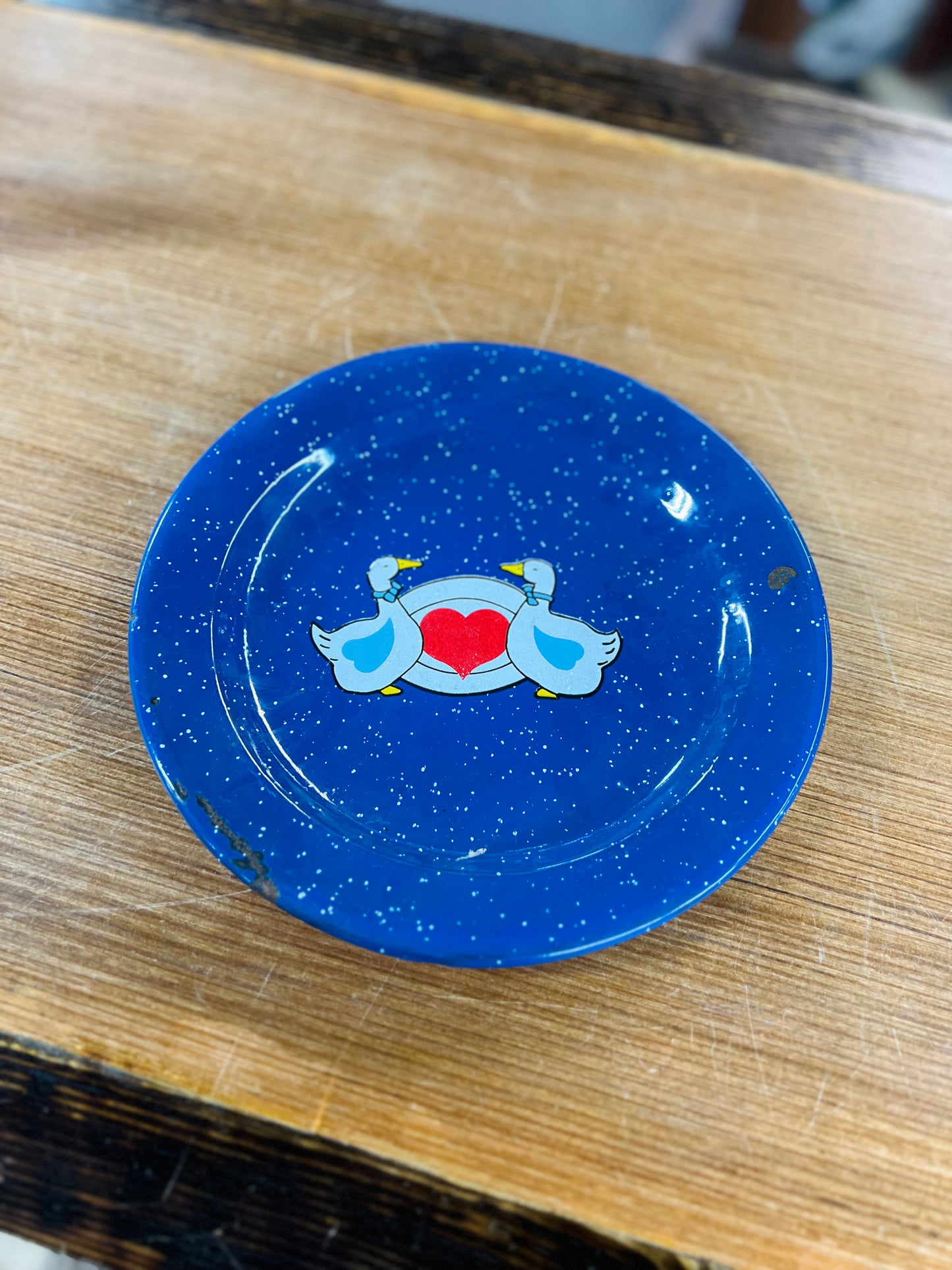 Vintage Geese Goose Red Heart Speckled Blue Enamelware Plate