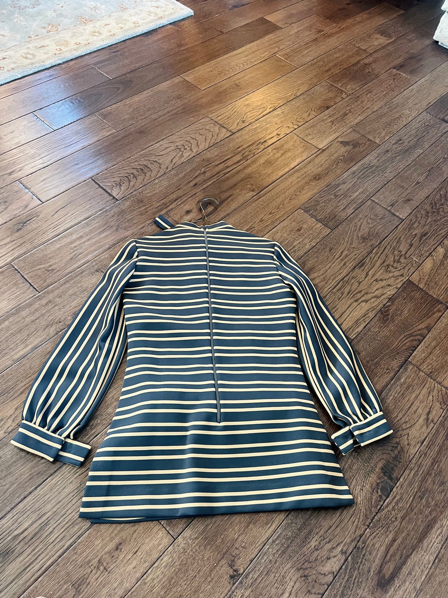 Vintage David Crystal Fashion Tunic and Trousers Set - Size 10