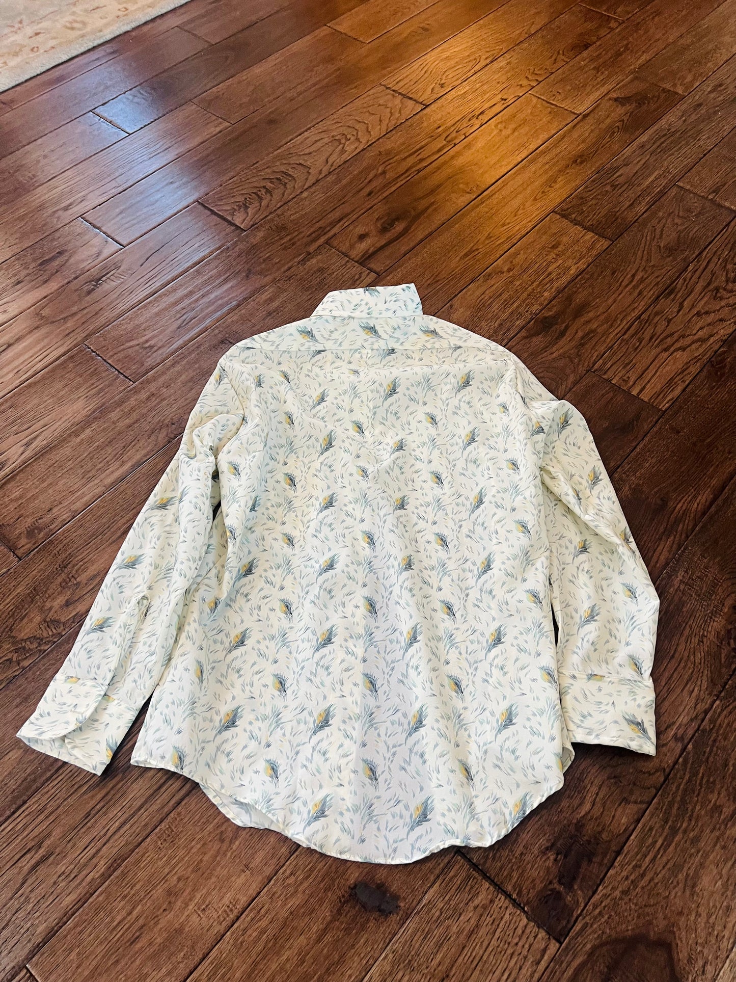 Vintage Mr Dee Cee Blue and Yellow Feather Button Up Shirt