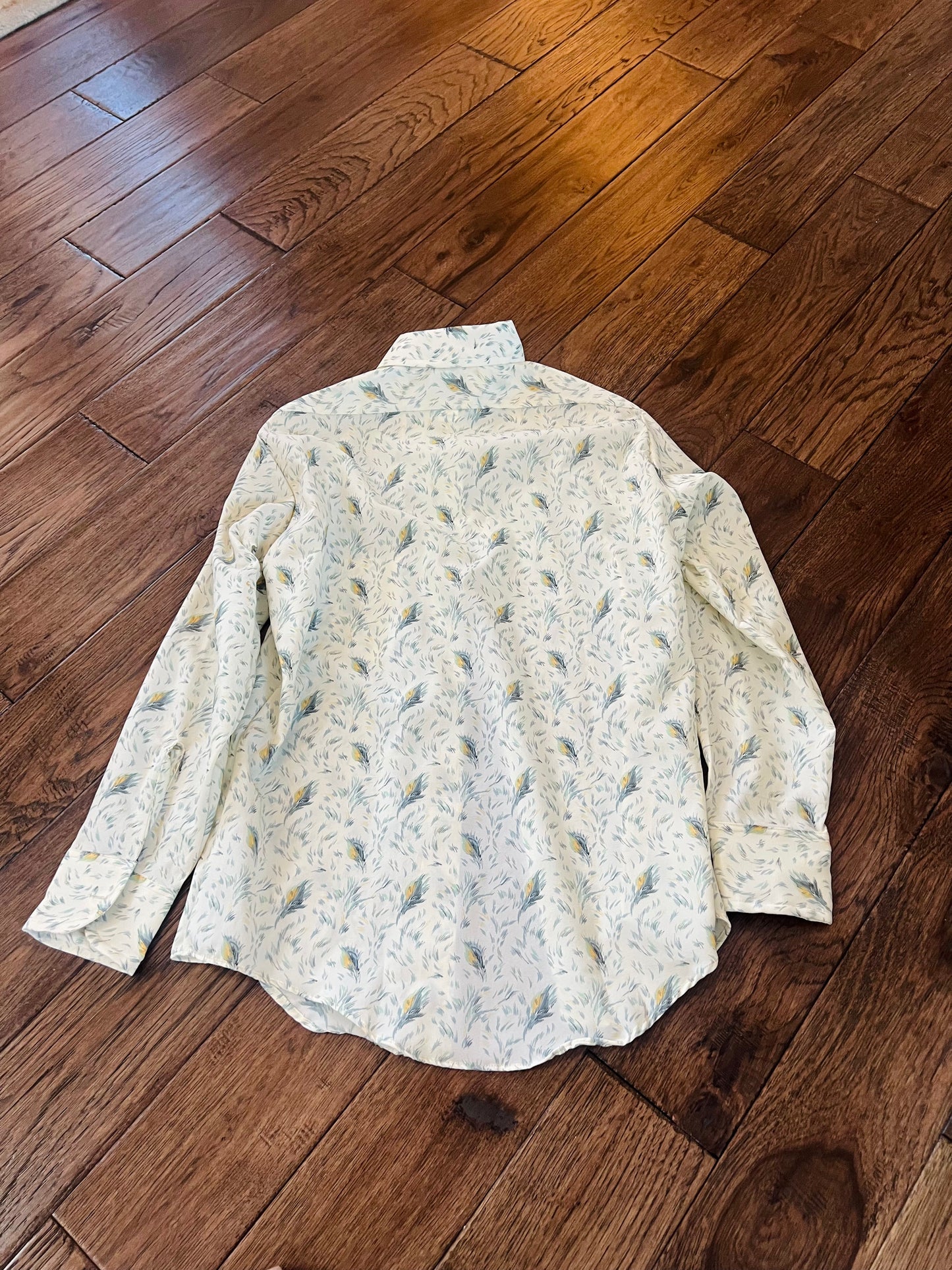 Vintage Mr Dee Cee Blue and Yellow Feather Button Up Shirt