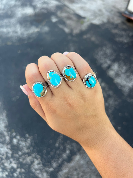 Kingman Turquoise Twisted Border Sterling Silver Ring