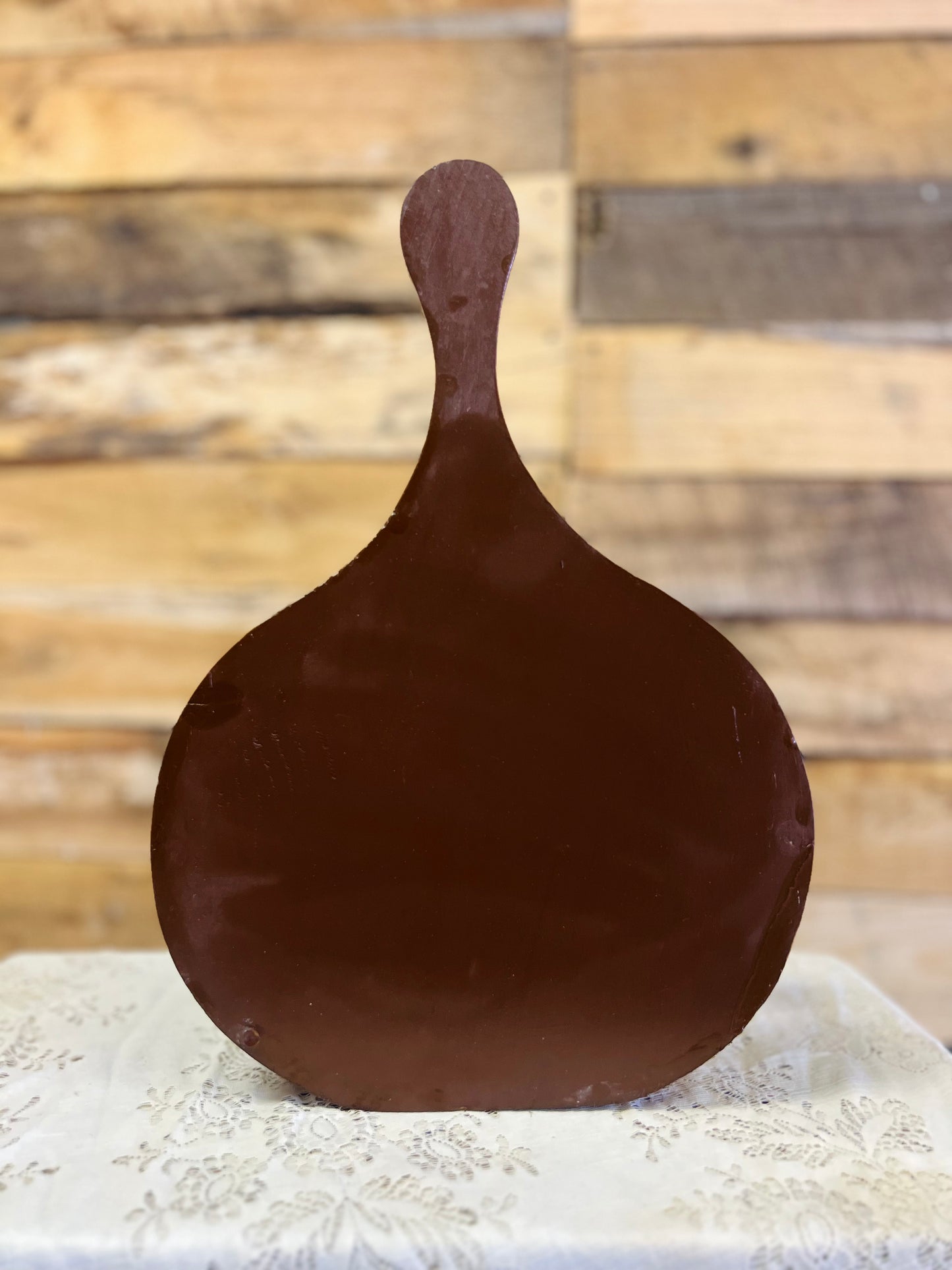 Vintage Wood Heart Cutout Plate Holder