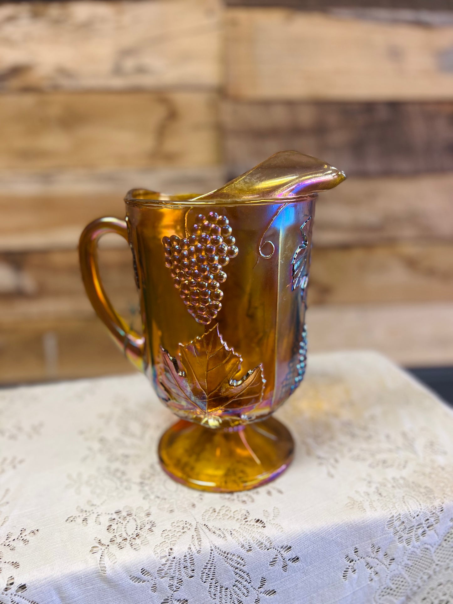 Vintage Indiana Carnival Glass Harvest Grape Pitcher (HEAVY)