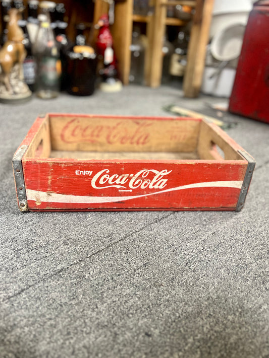 Red Coca Cola Crate Chattanooga 1977