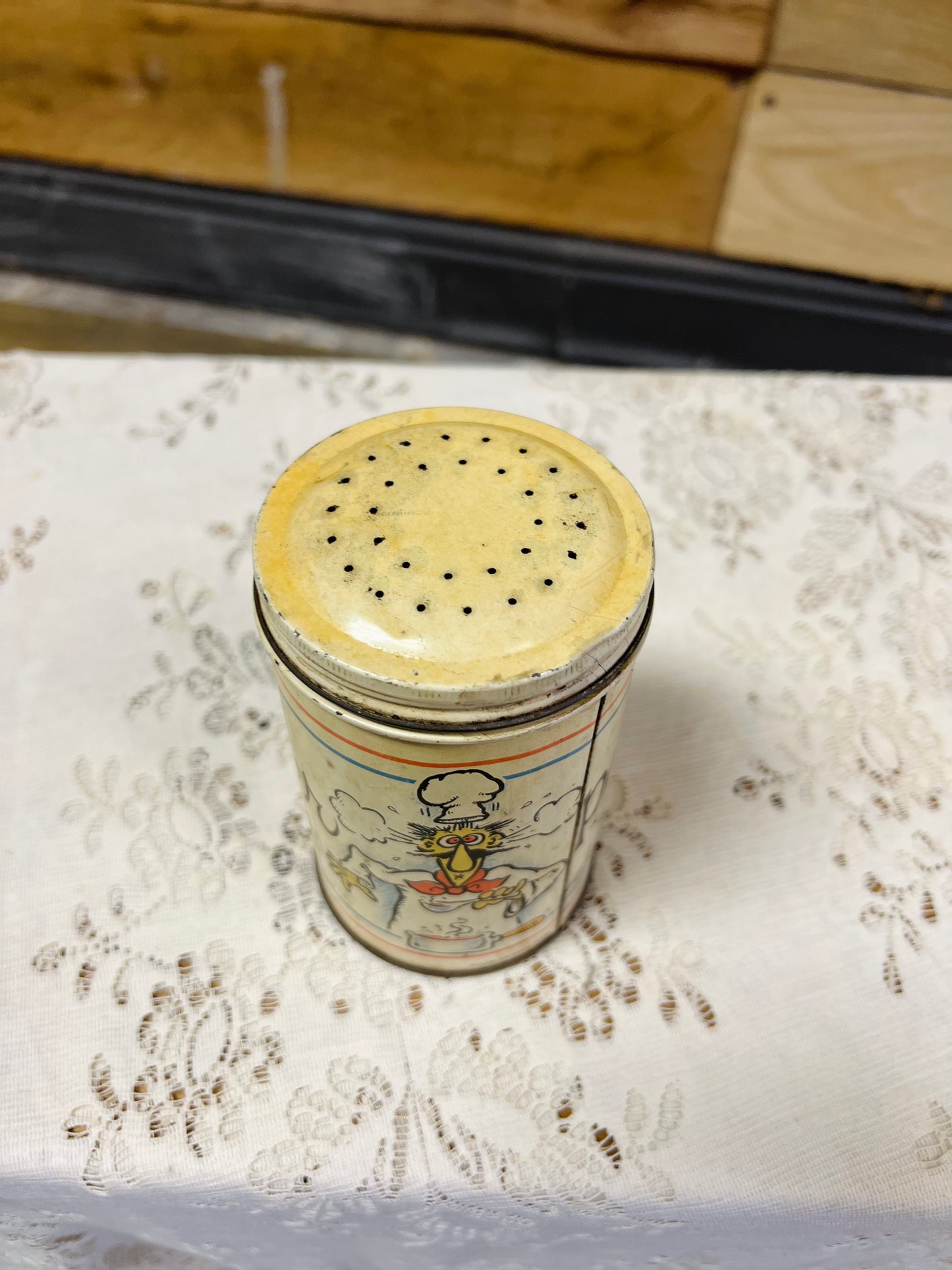 Vintage Daher Pepper Tin - Made in England