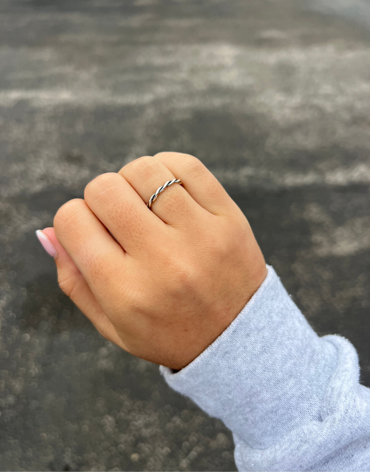 Sterling Silver Twisted Band Ring