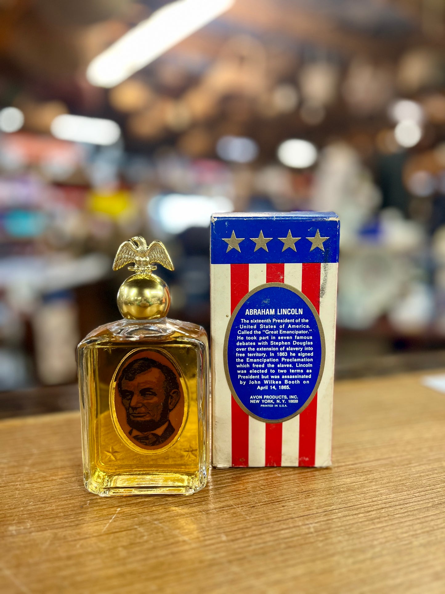 Vintage Avon President Lincoln Full Bottle Decanter