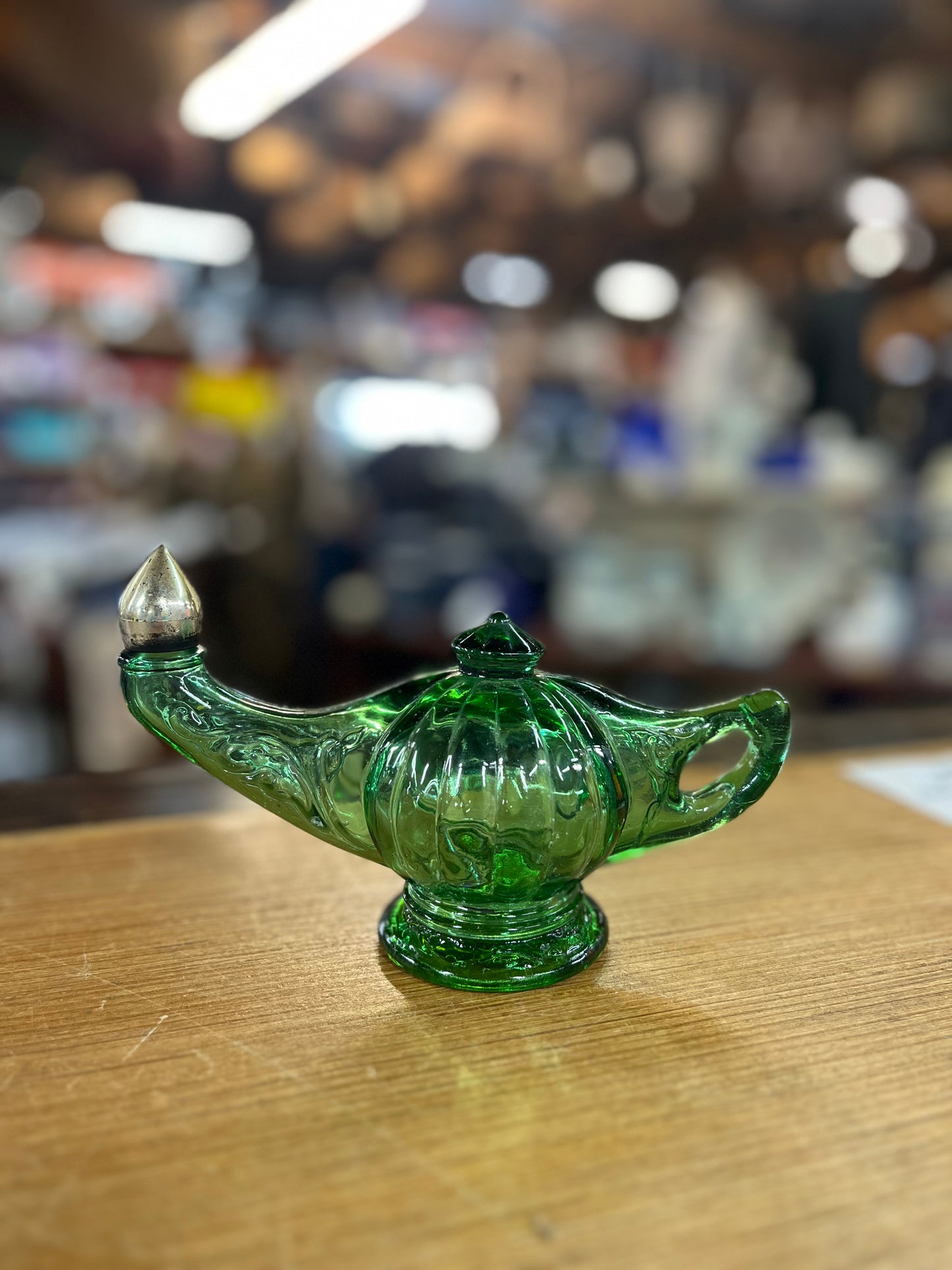 Vintage 1970s Avon Aladdin's Lamp Decanter