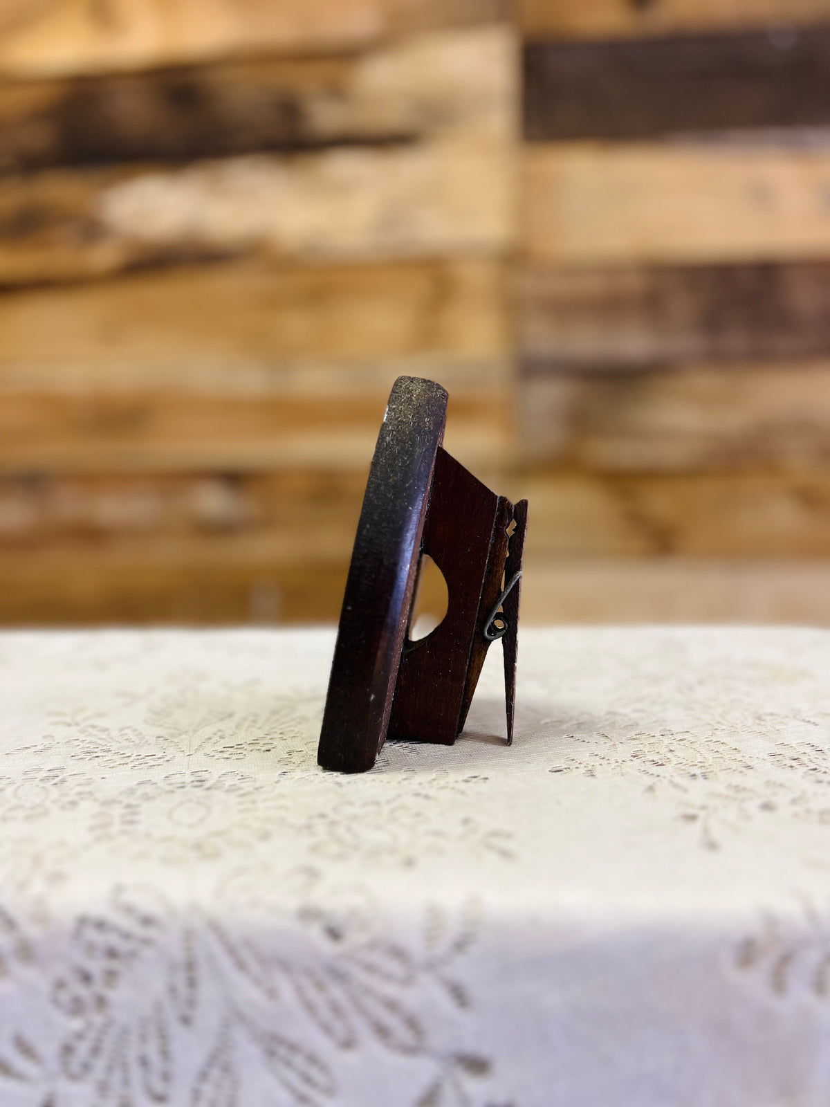Vintage Wooden Iron Note Holder Goose Painting